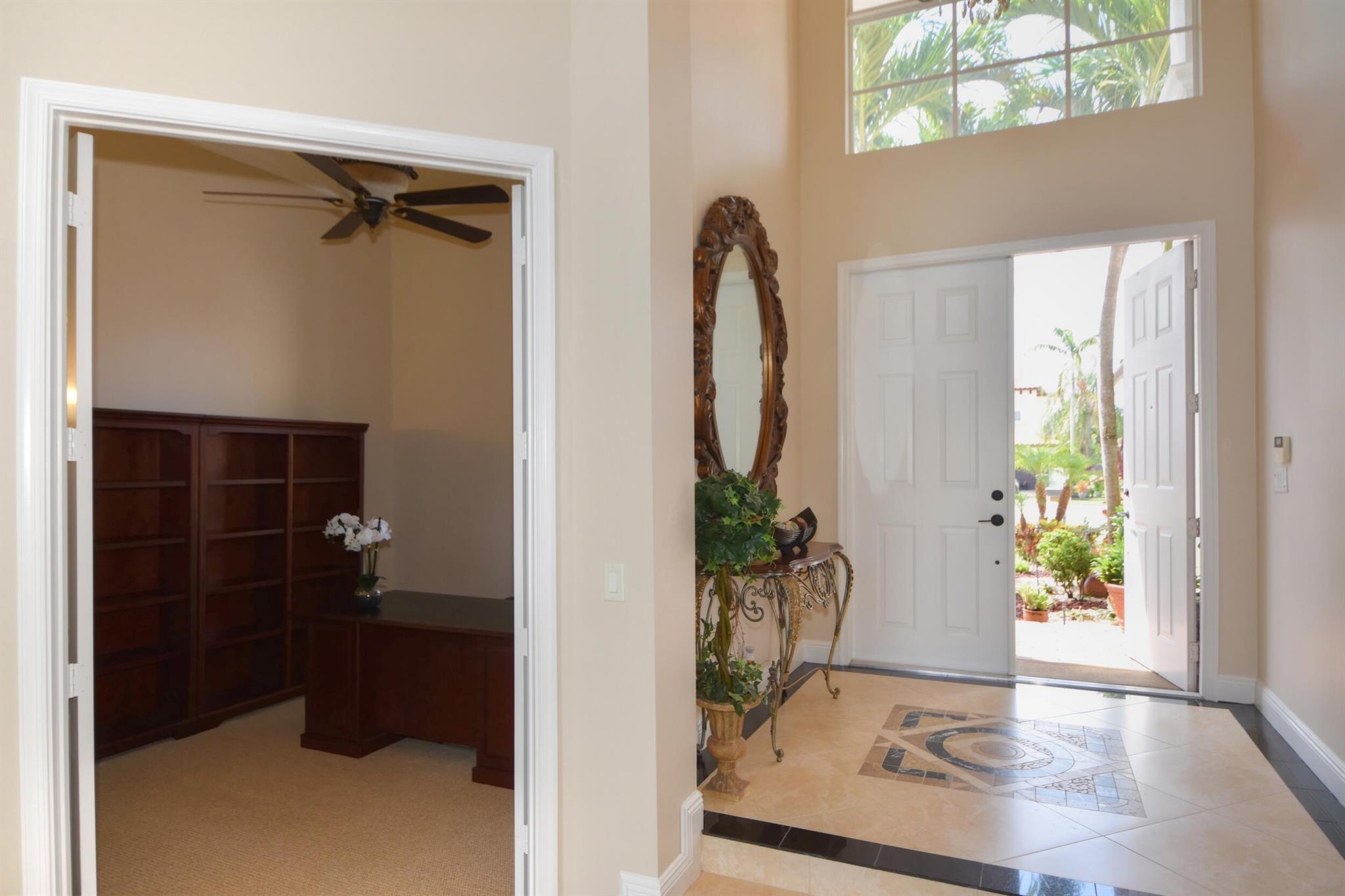 Homes for sale in Lake Worth, FL | 9891 Via Bernini, Lake Worth, FL 33467 | MLS# R11118156