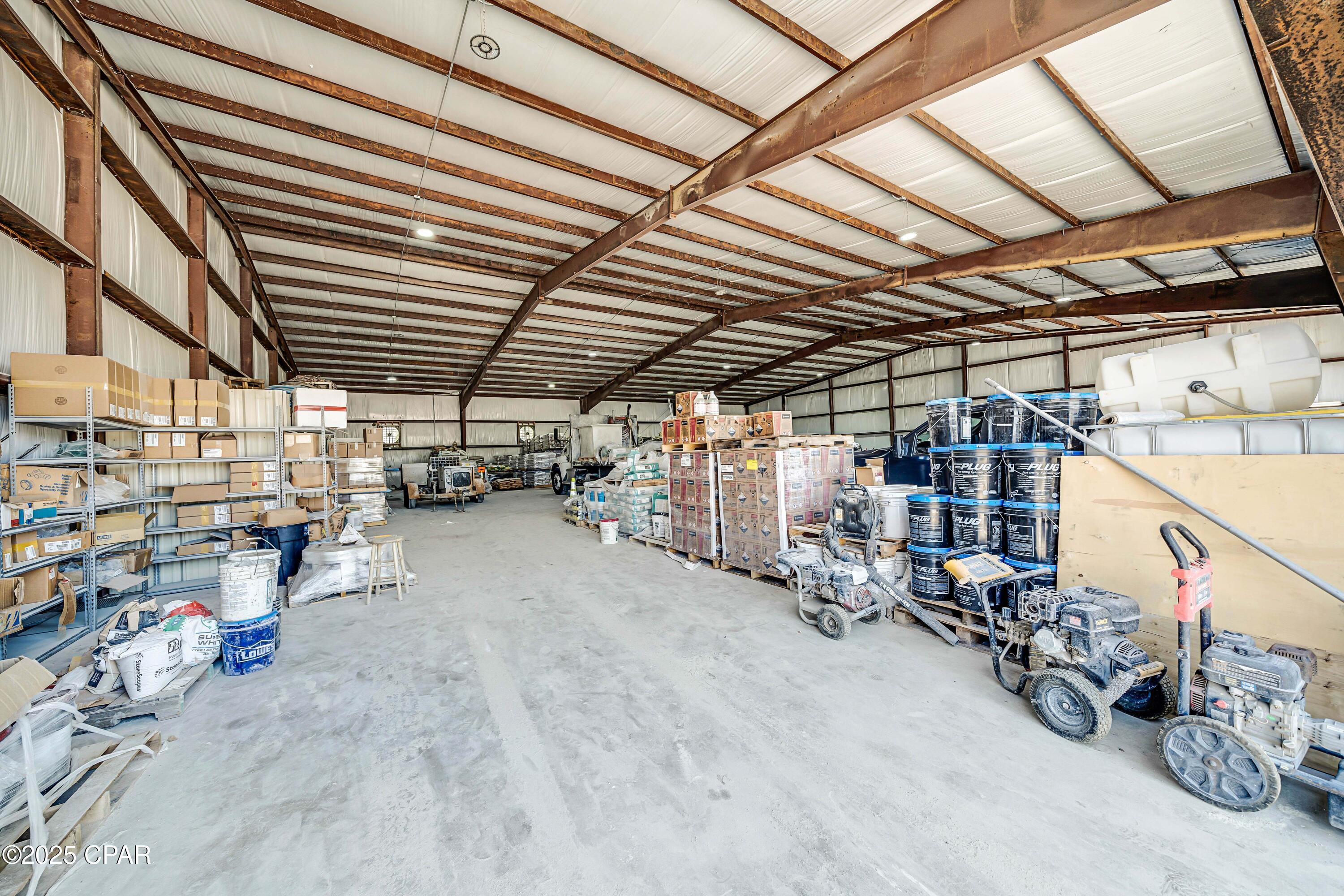 Listing photo id 11 for 17687 Ashley Drive