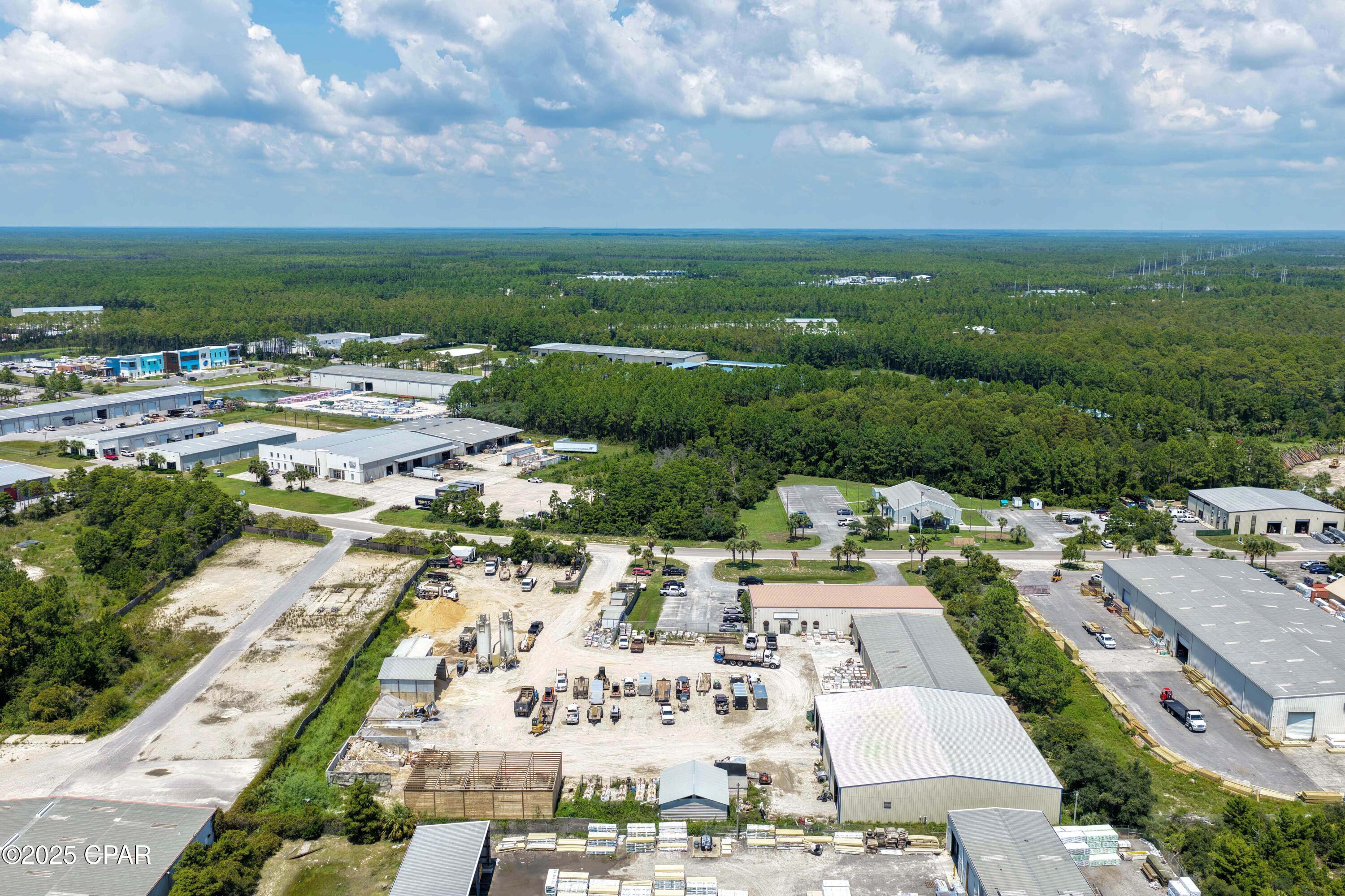 Listing photo id 27 for 17687 Ashley Drive