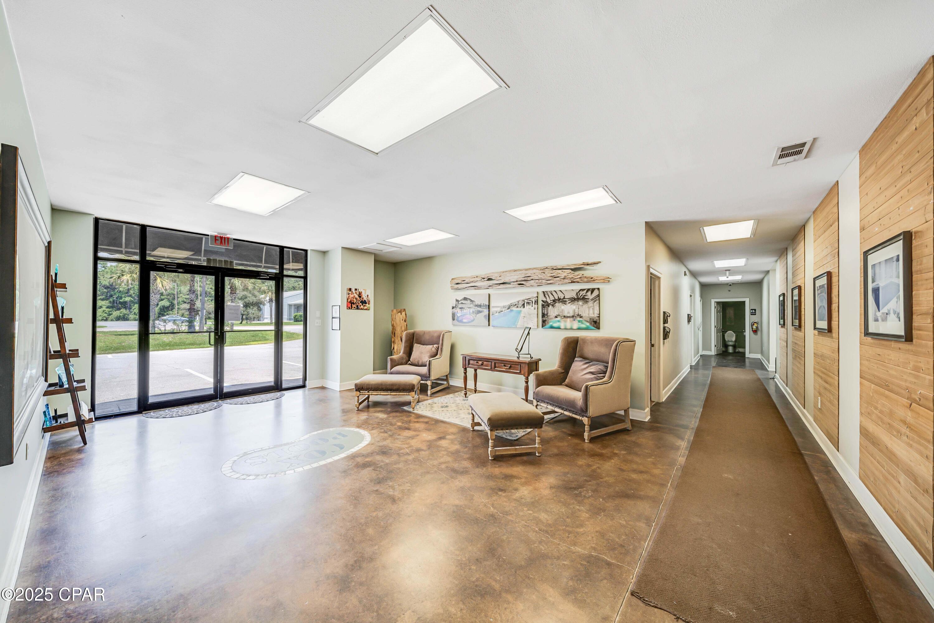 Listing photo id 48 for 17687 Ashley Drive