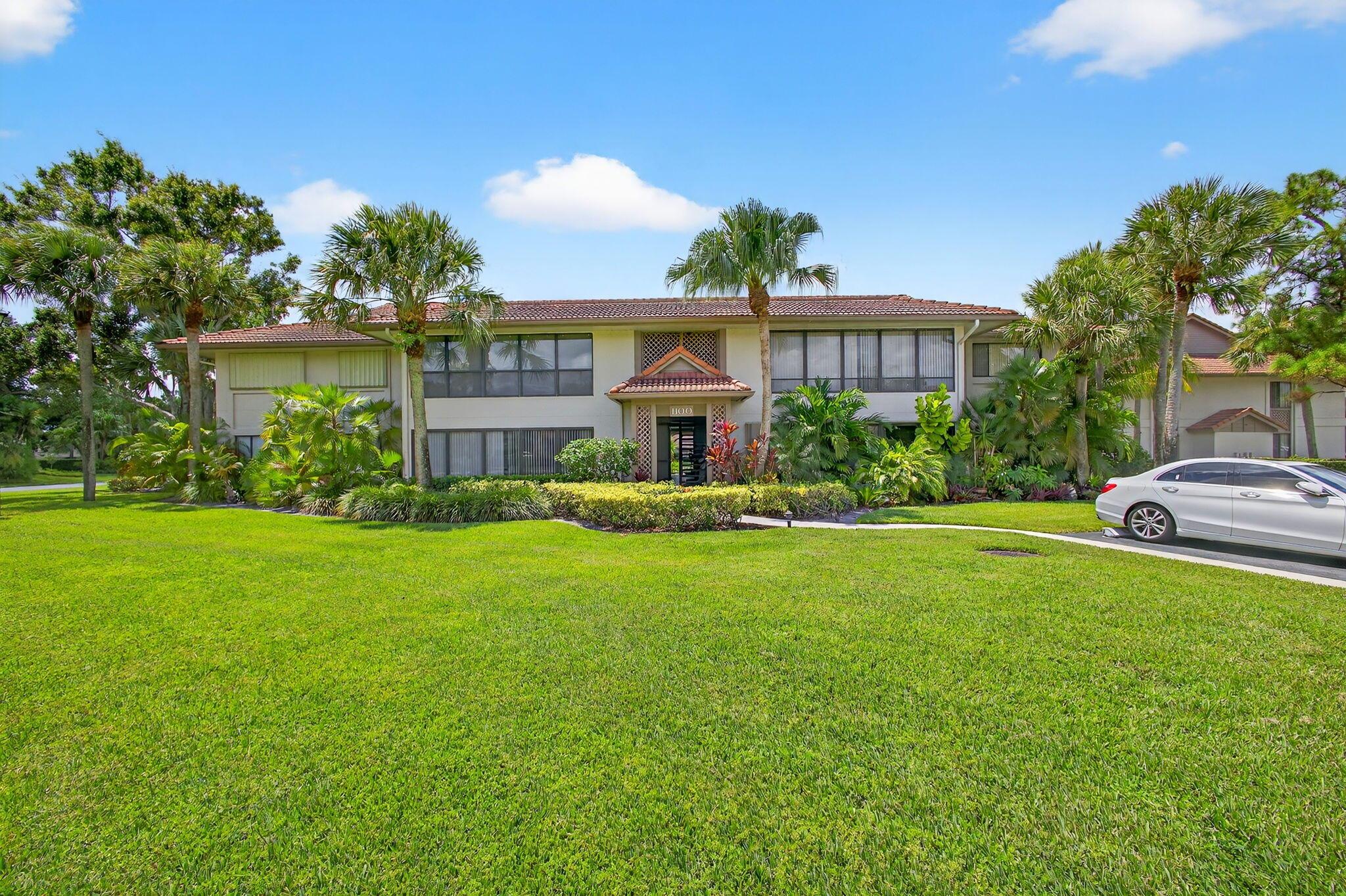 Homes for sale in Palm Beach Gardens, FL | 1100 Duncan Circle #204, Palm Beach Gardens, FL 33418 | MLS# R11118184