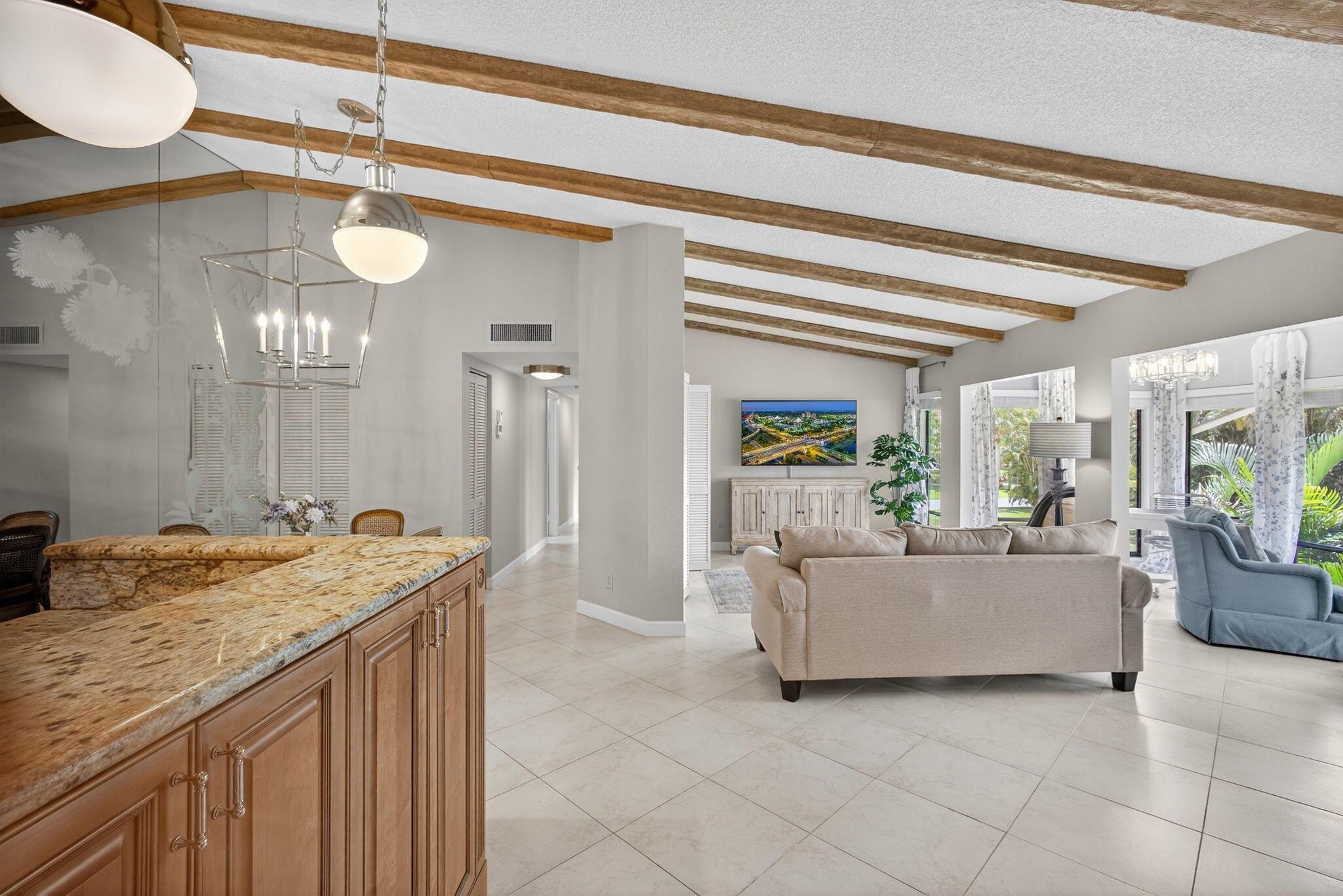 Homes for sale in Palm Beach Gardens, FL | 1100 Duncan Circle #204, Palm Beach Gardens, FL 33418 | MLS# R11118184