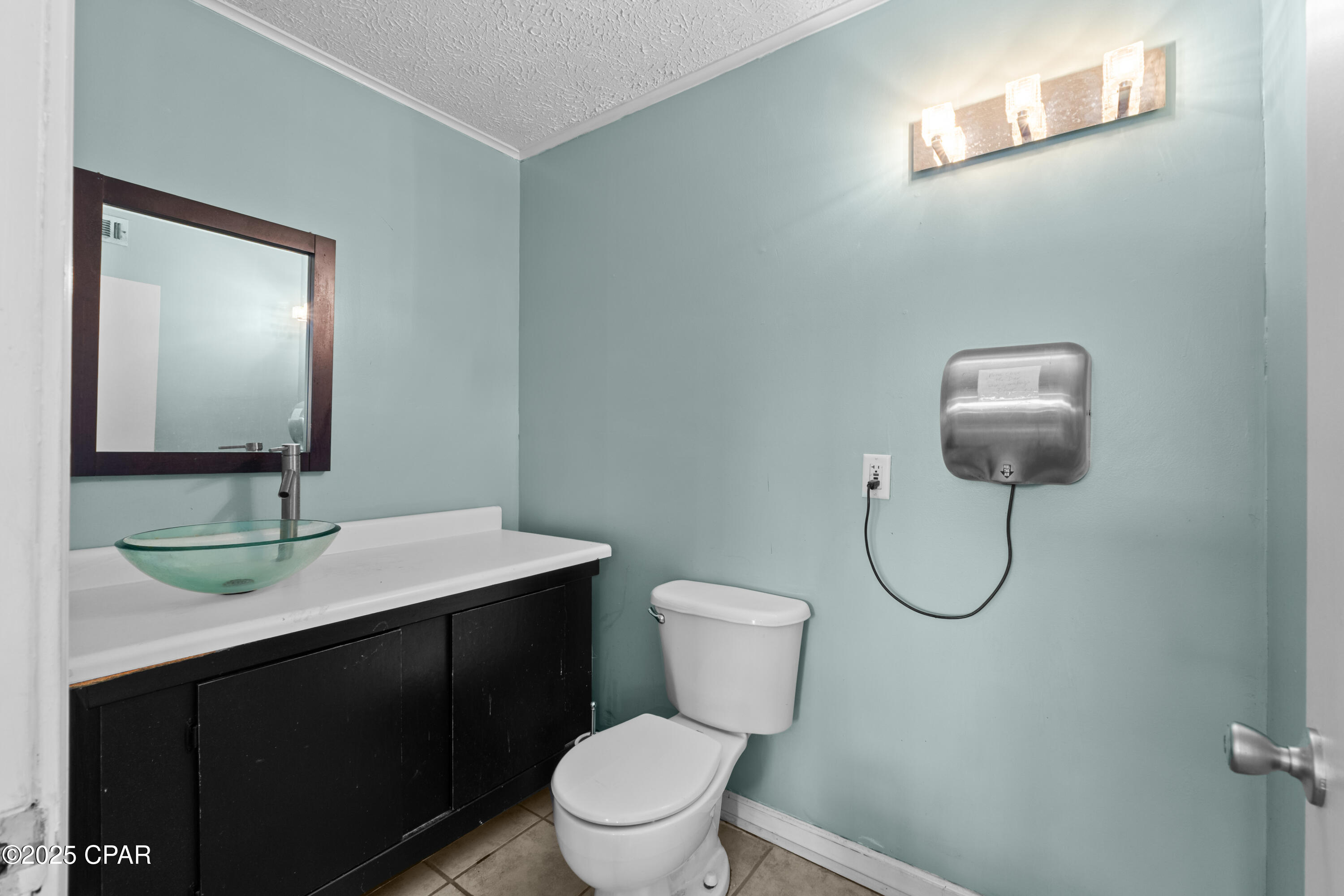 Image 14 For 1619 Lisenby Avenue