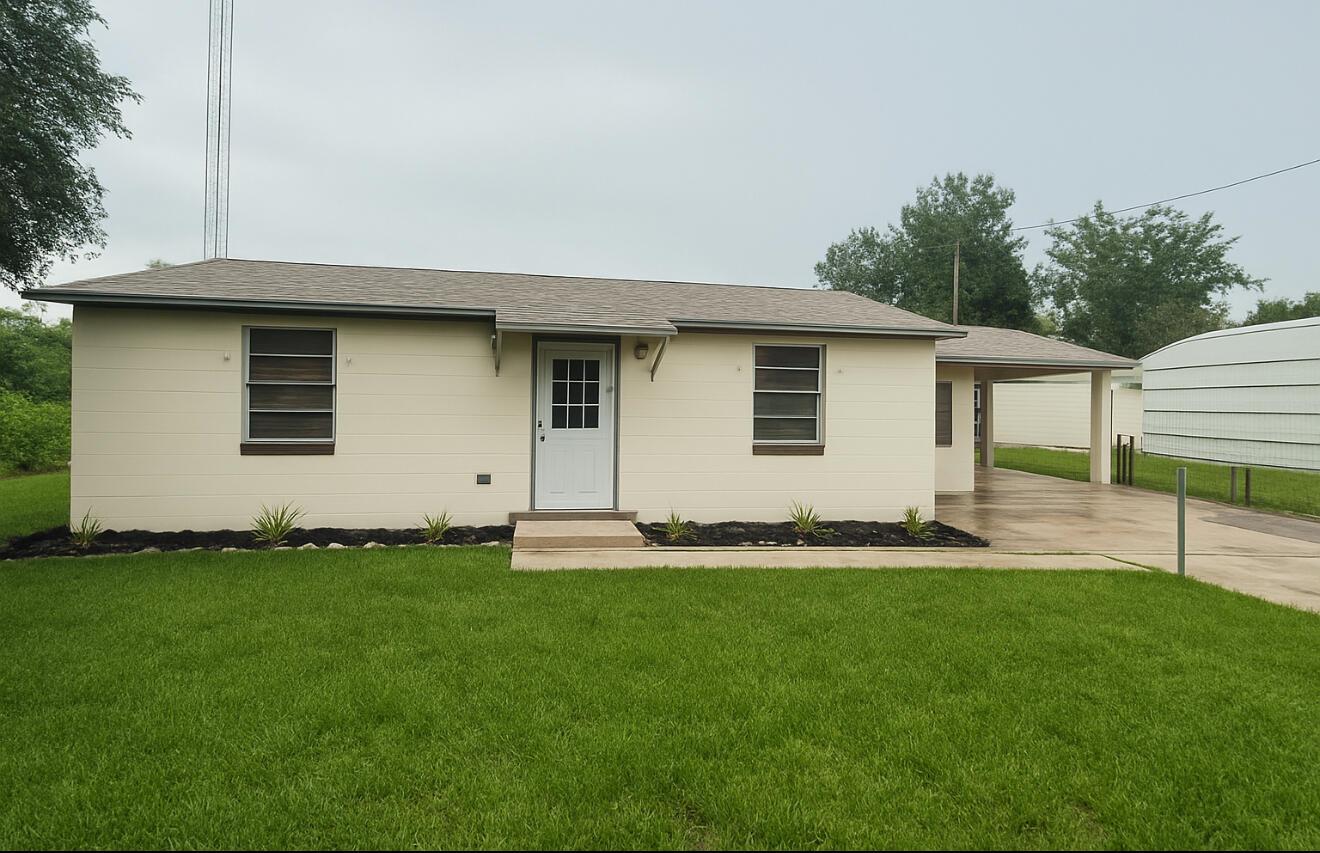 Homes for sale in Lake Placid, FL | 1412 Errol Street, Lake Placid, FL 33852 | MLS# R11118209