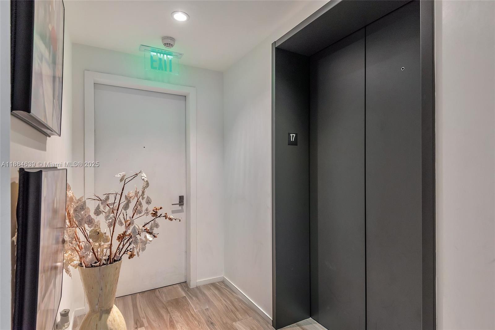 801 S Miami Ave #1708, Miami FL 33130