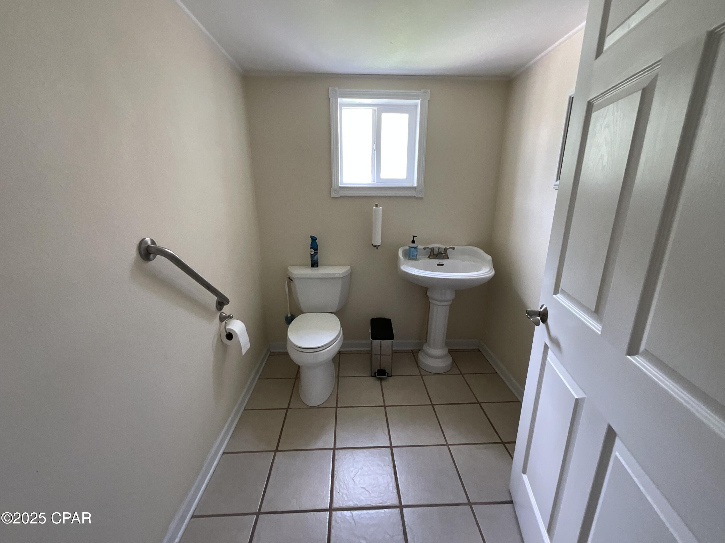 Image 19 For 4388 Clinton Street