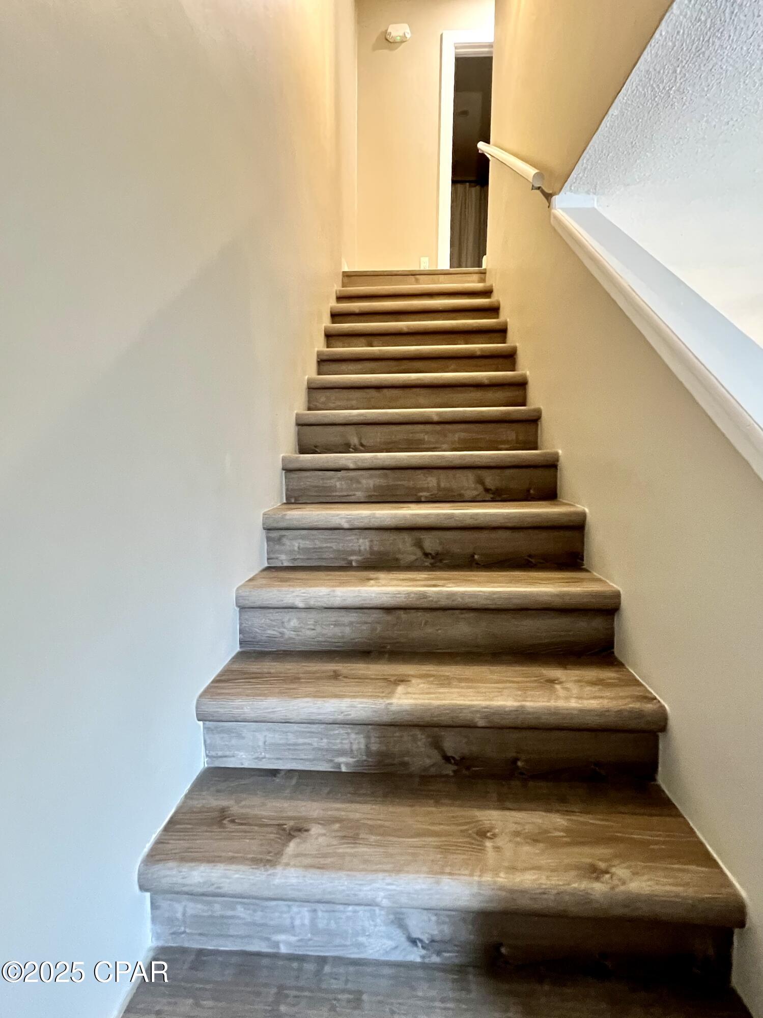 Image 10 For 122 Bonnie Lane