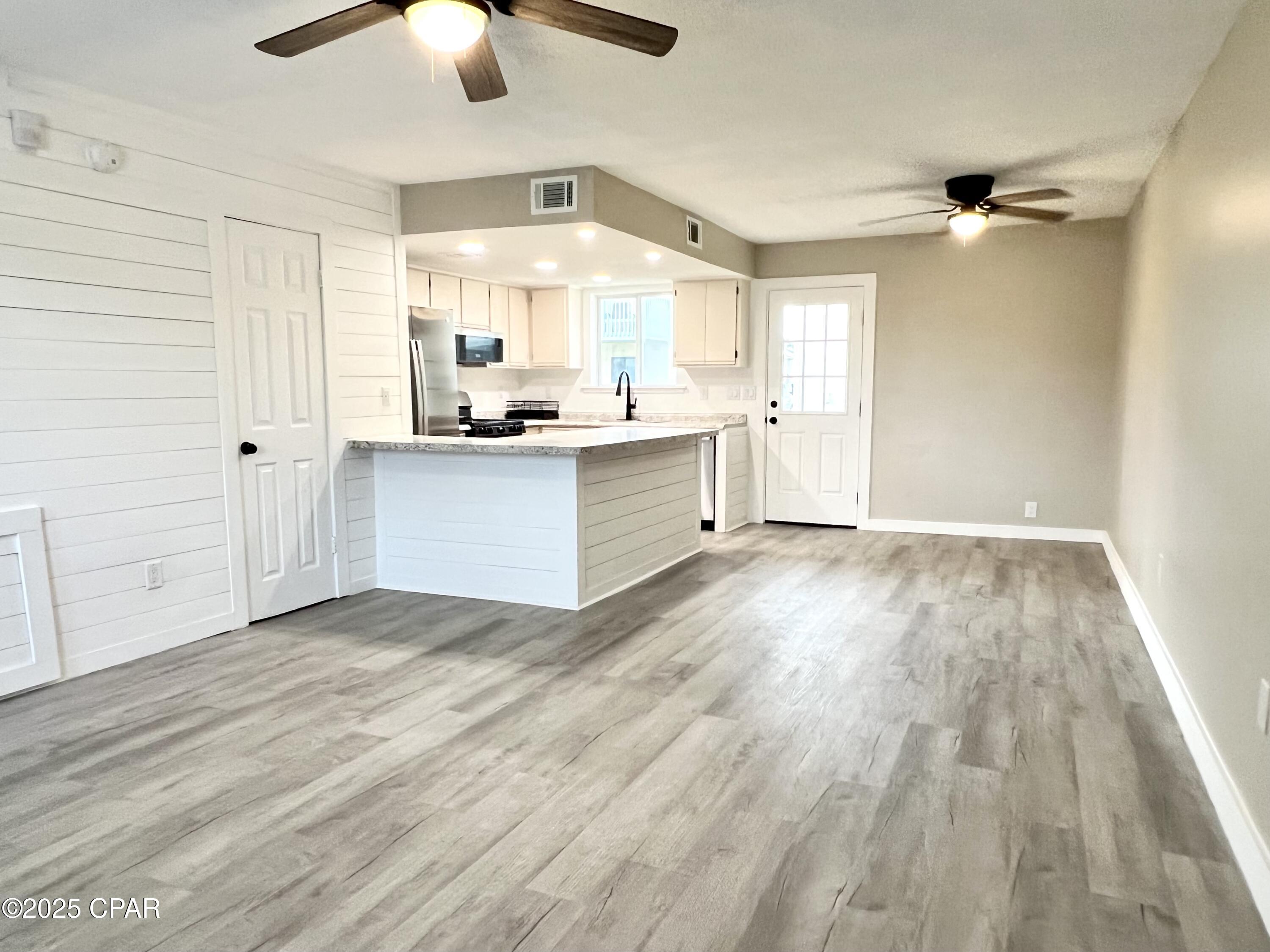 Image 4 For 122 Bonnie Lane