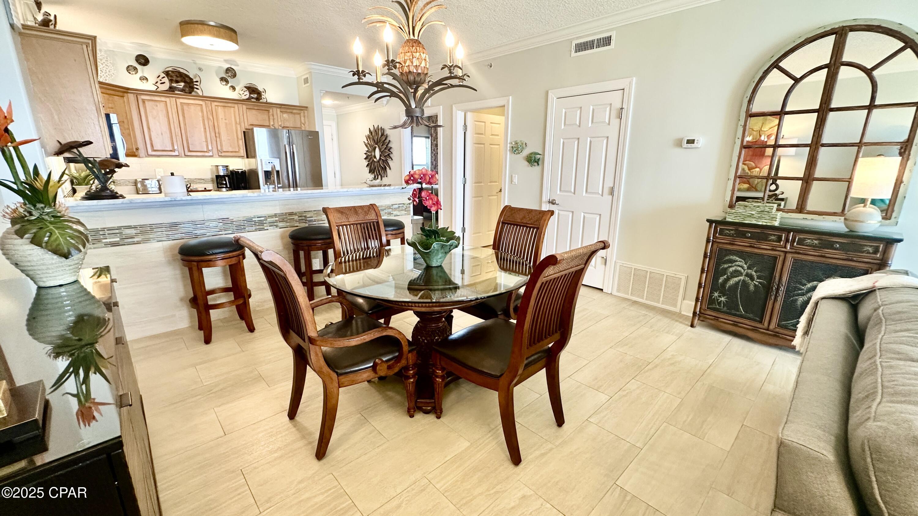 Image 13 For 17643 Front Beach Road 2003