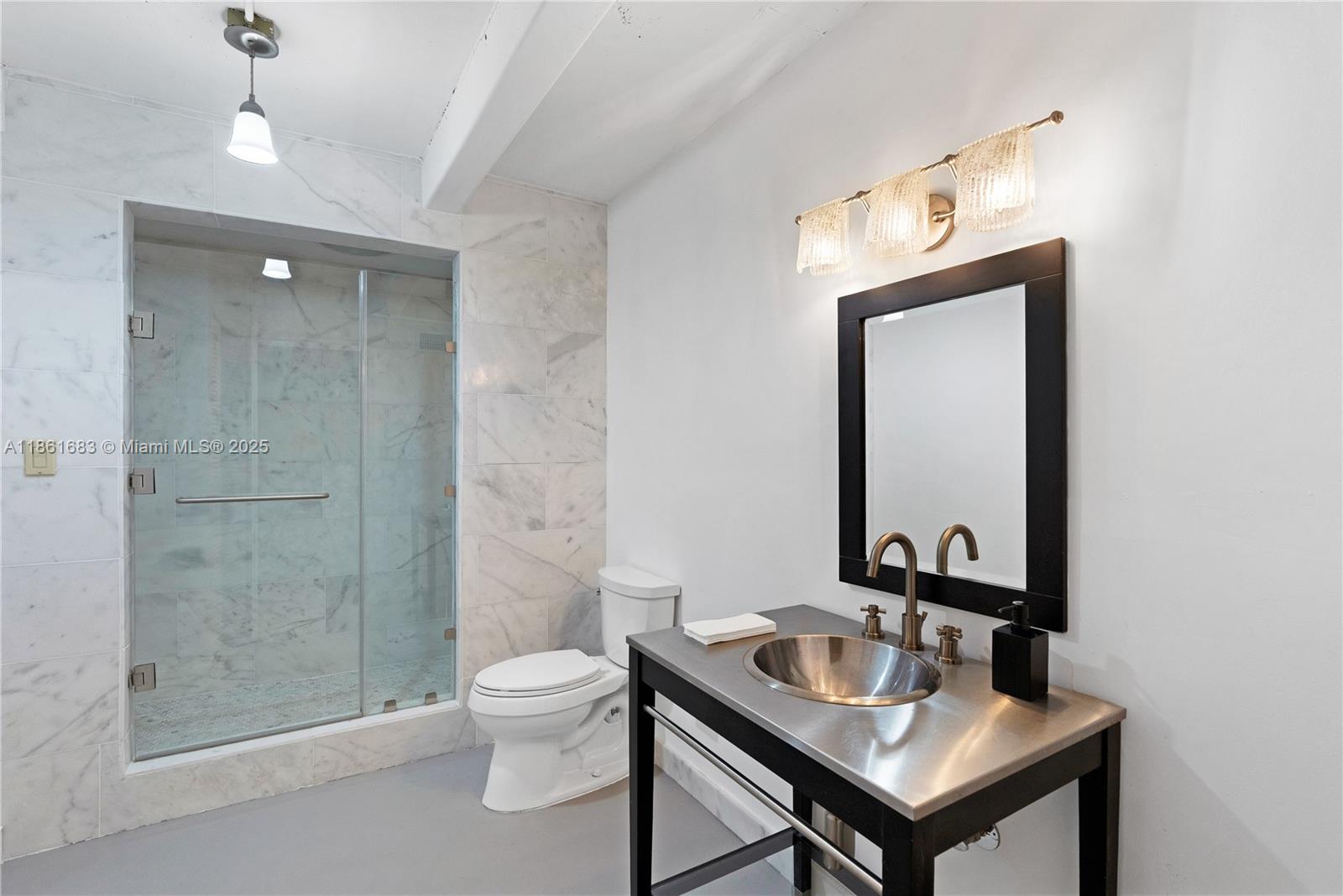 26 Tahiti Beach Island Rd