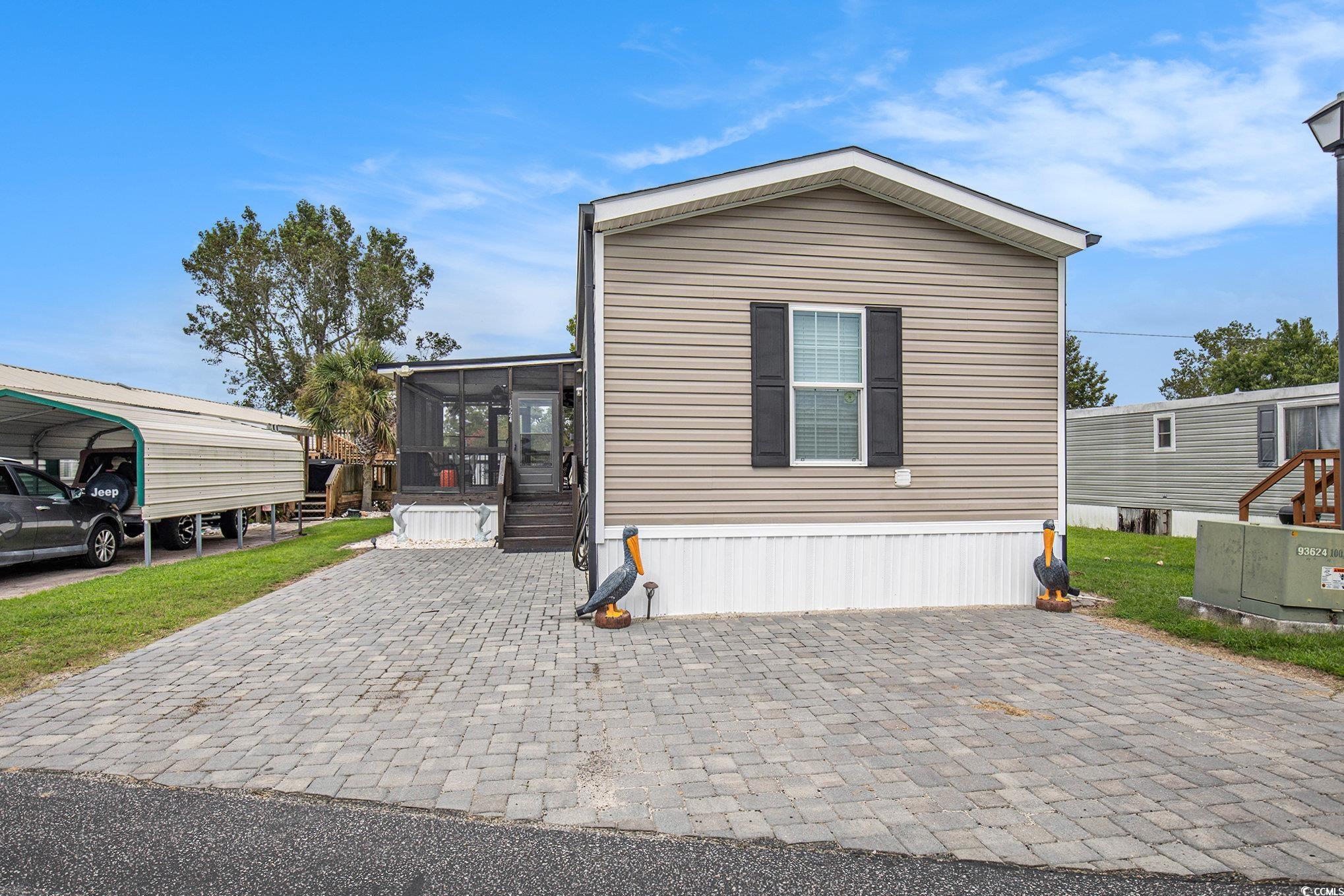 1524 Gardenia Ave. North Myrtle Beach, SC 29582