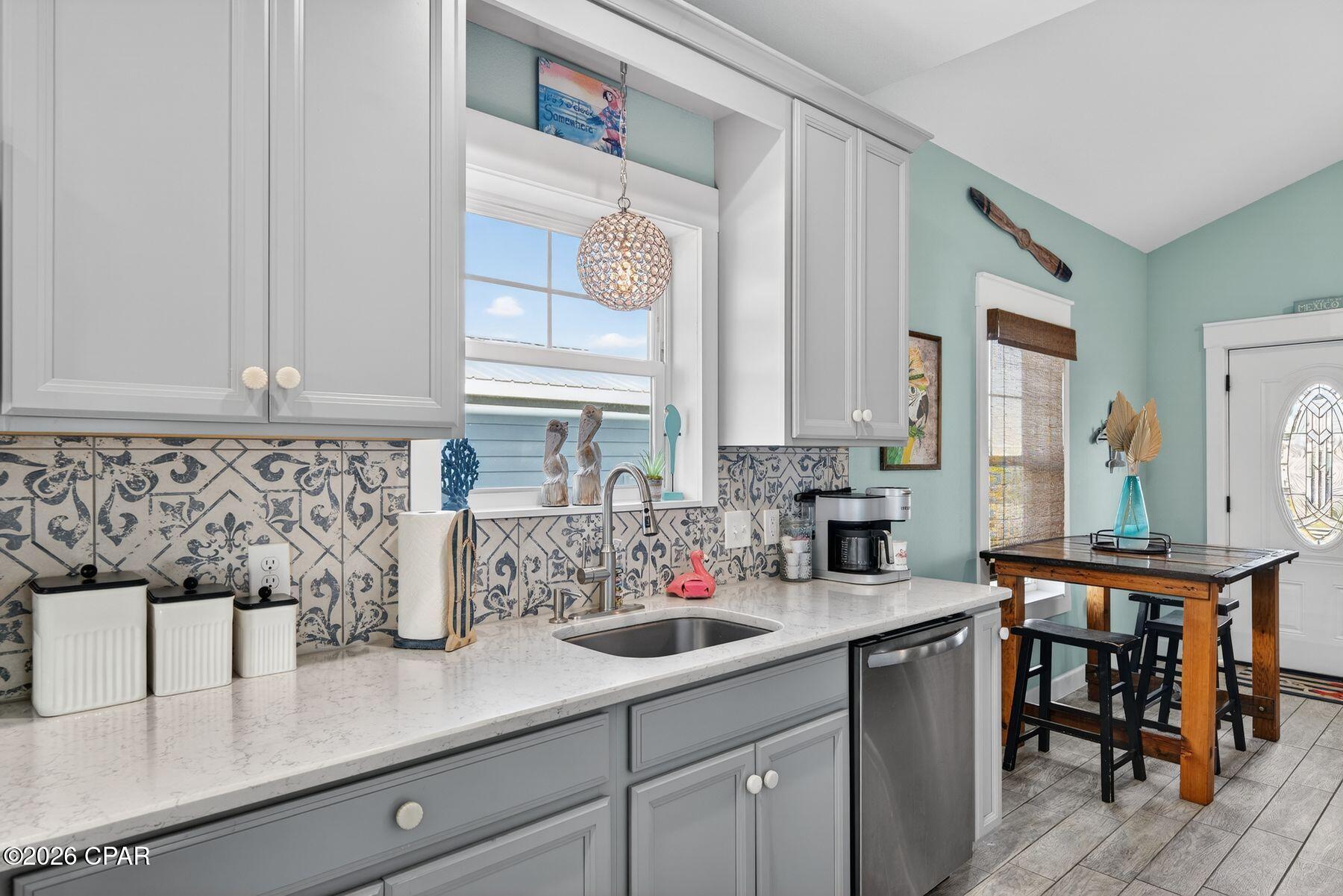 Image 8 For 113 Ocean View Drive