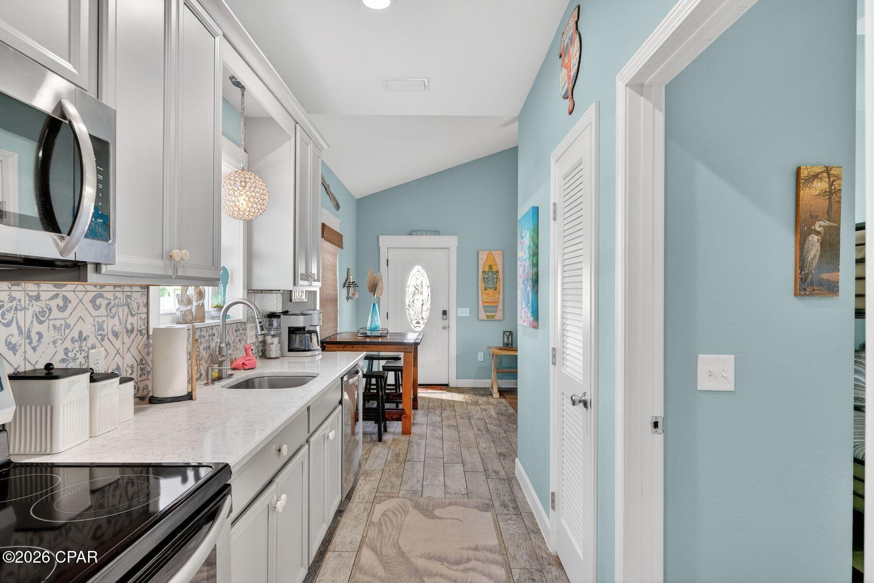 Image 9 For 113 Ocean View Drive