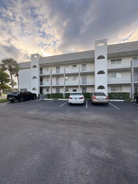 Sunrise Lakes 37 Condo