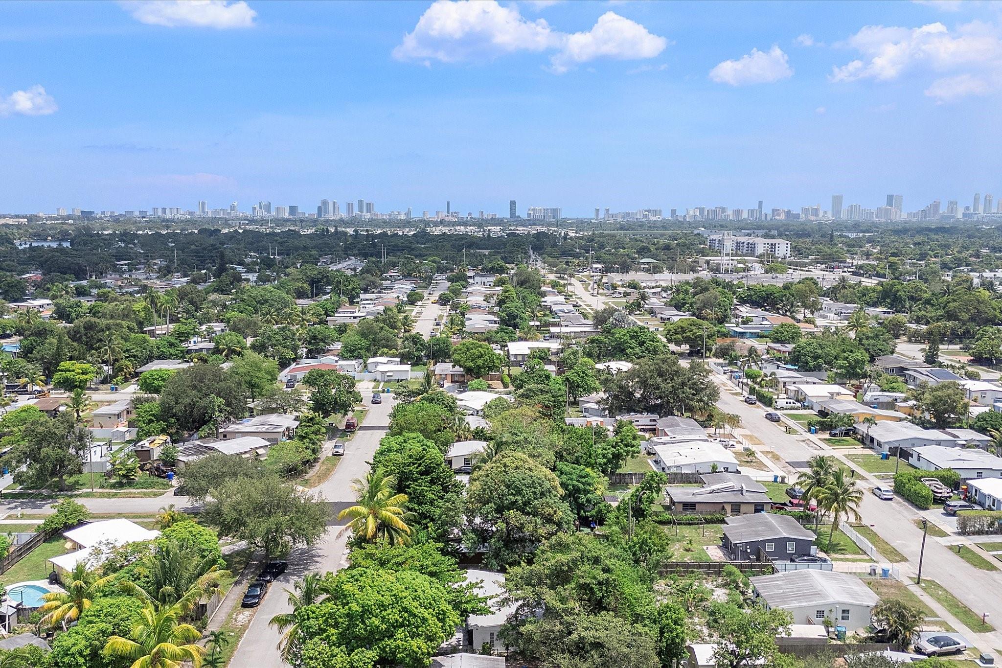 Homes for sale in West Park, FL | 4520 Sw 38th St, West Park, FL 33023 | MLS# F10523181