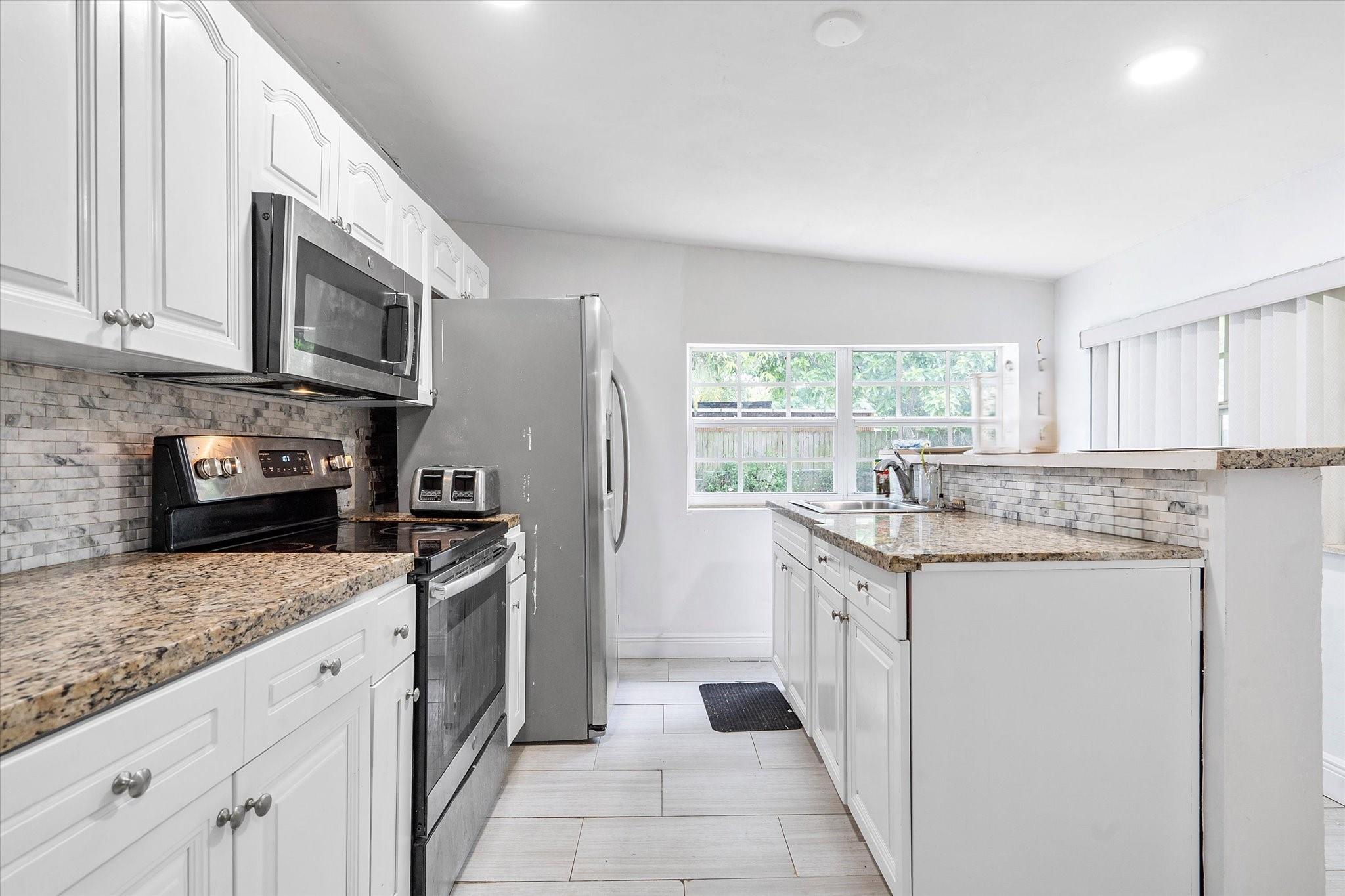 Homes for sale in West Park, FL | 4520 Sw 38Th St, West Park, FL 33023 | MLS# F10523181