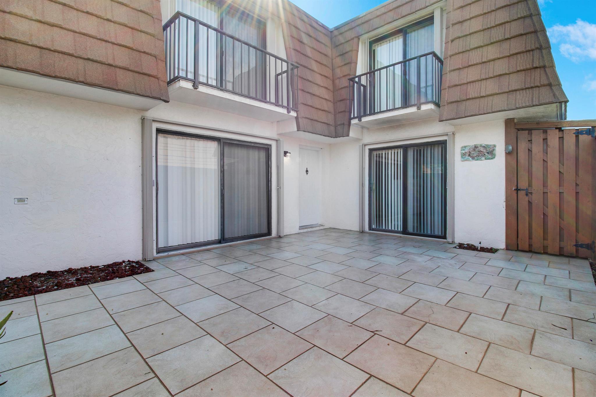 Homes for sale in Tequesta, FL | 3900 County Line Road #21d, Tequesta, FL 33469 | MLS# R11118331