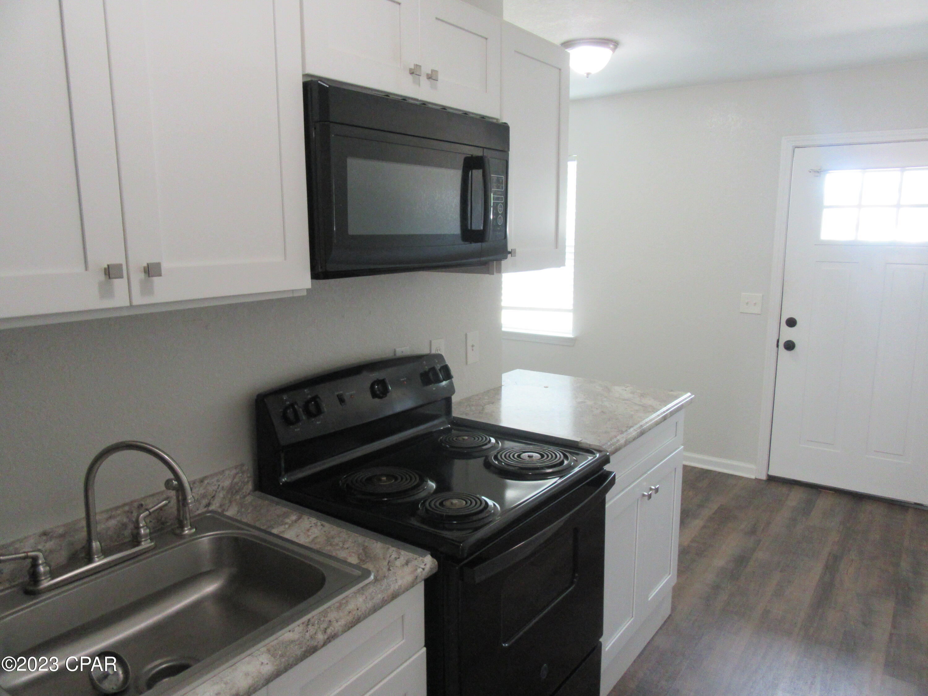 Image 6 For 1400 Gulf Avenue #3