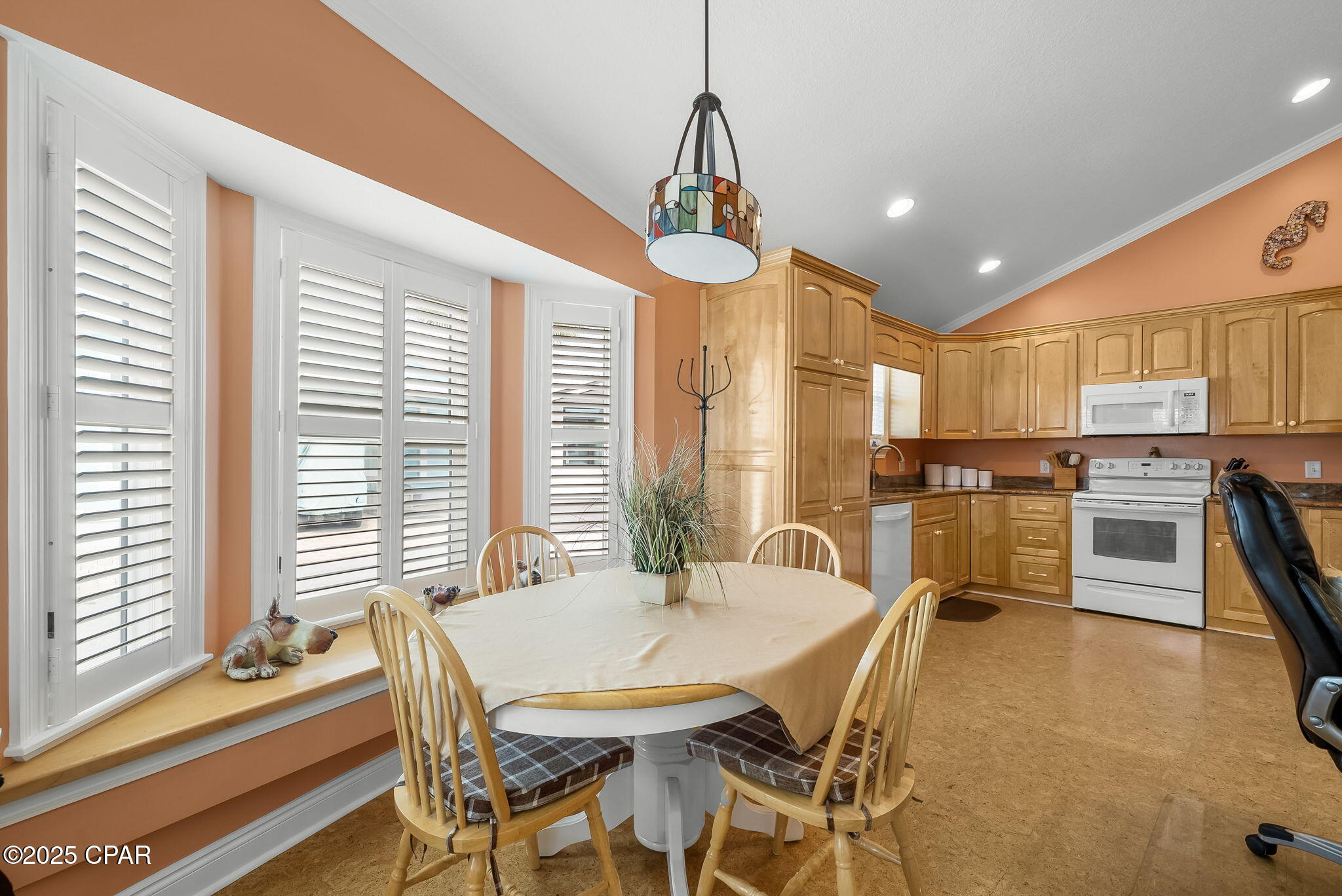 Image 12 For 228 Squid Lane