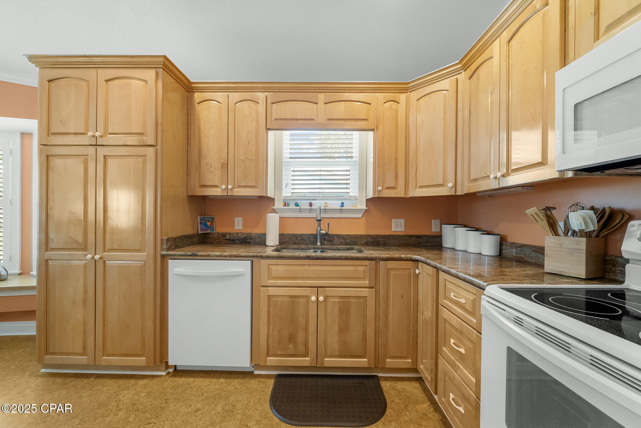 Image 15 For 228 Squid Lane