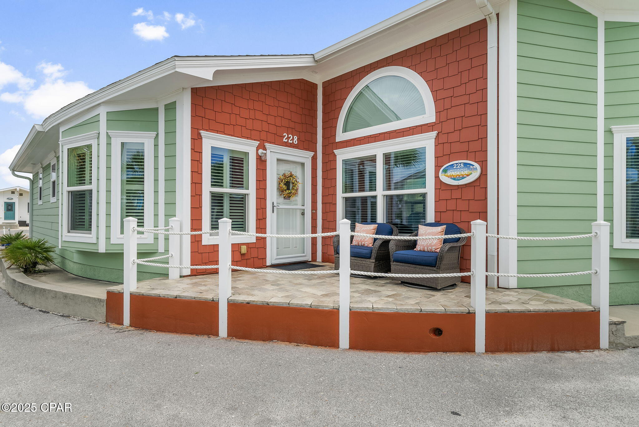 Image 3 For 228 Squid Lane