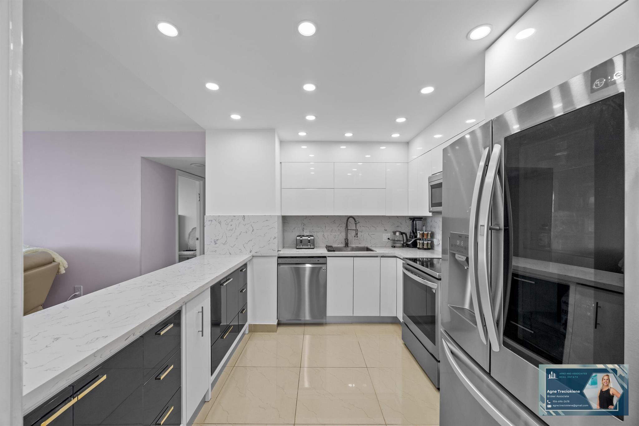 Admirals Port Condo West