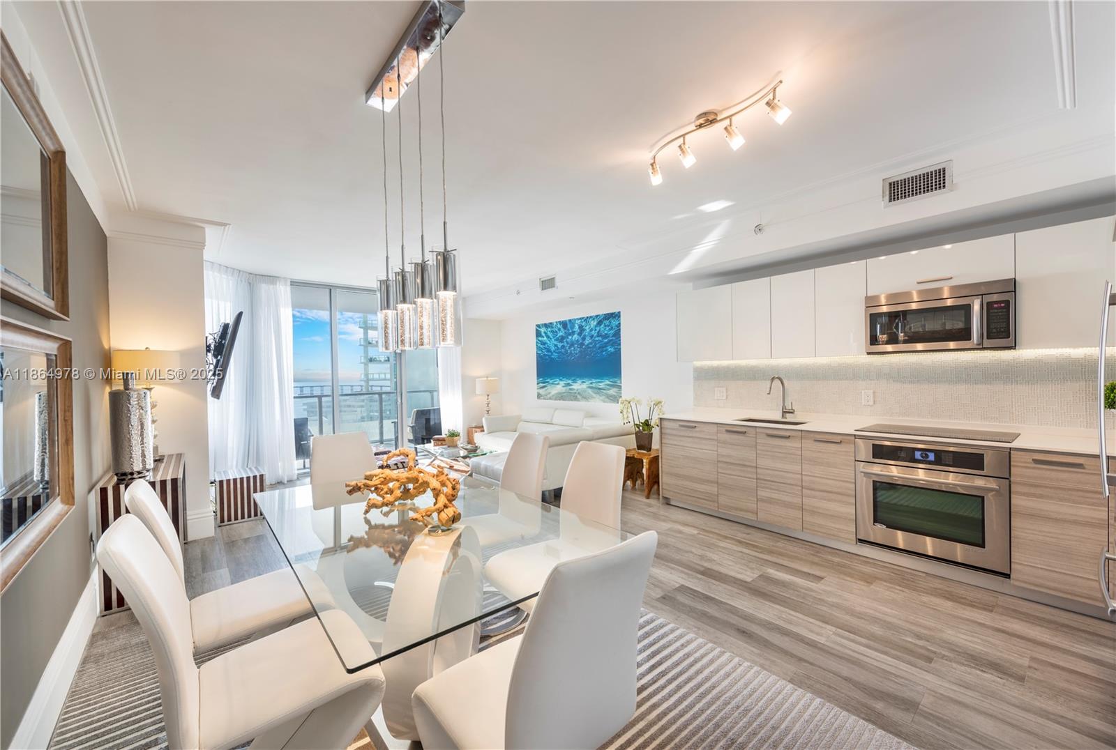 Condo for Rent in Miami, FL