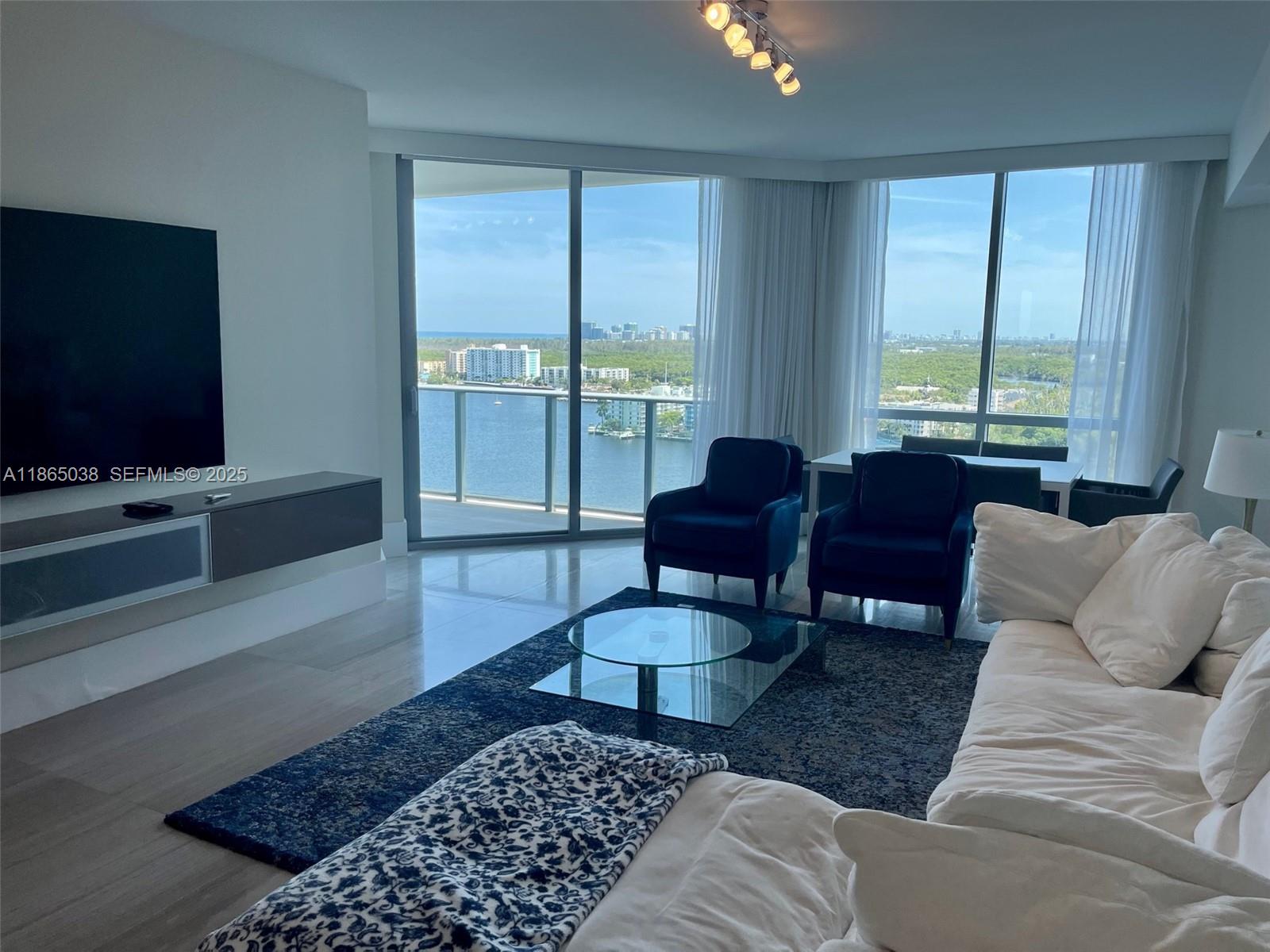 17111 Biscayne Blvd Unit 1806, North Miami Beach, Florida 33160