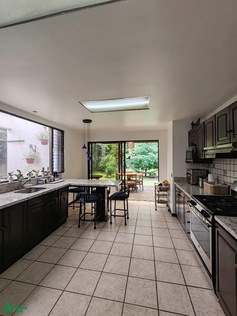 3 bed Single Family Homes For Sale in Santa Ana, San Jose - 1