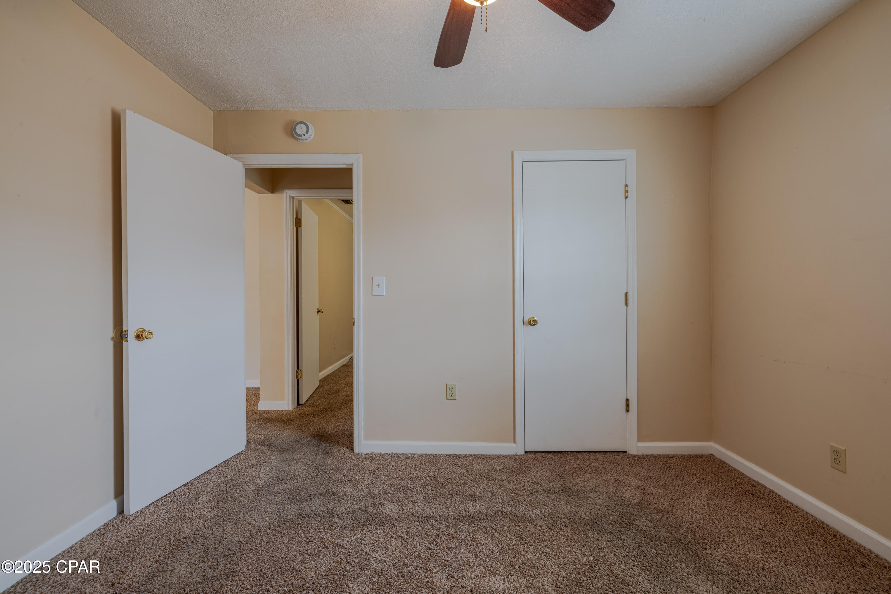 Listing photo id 14 for 113 Placido Place