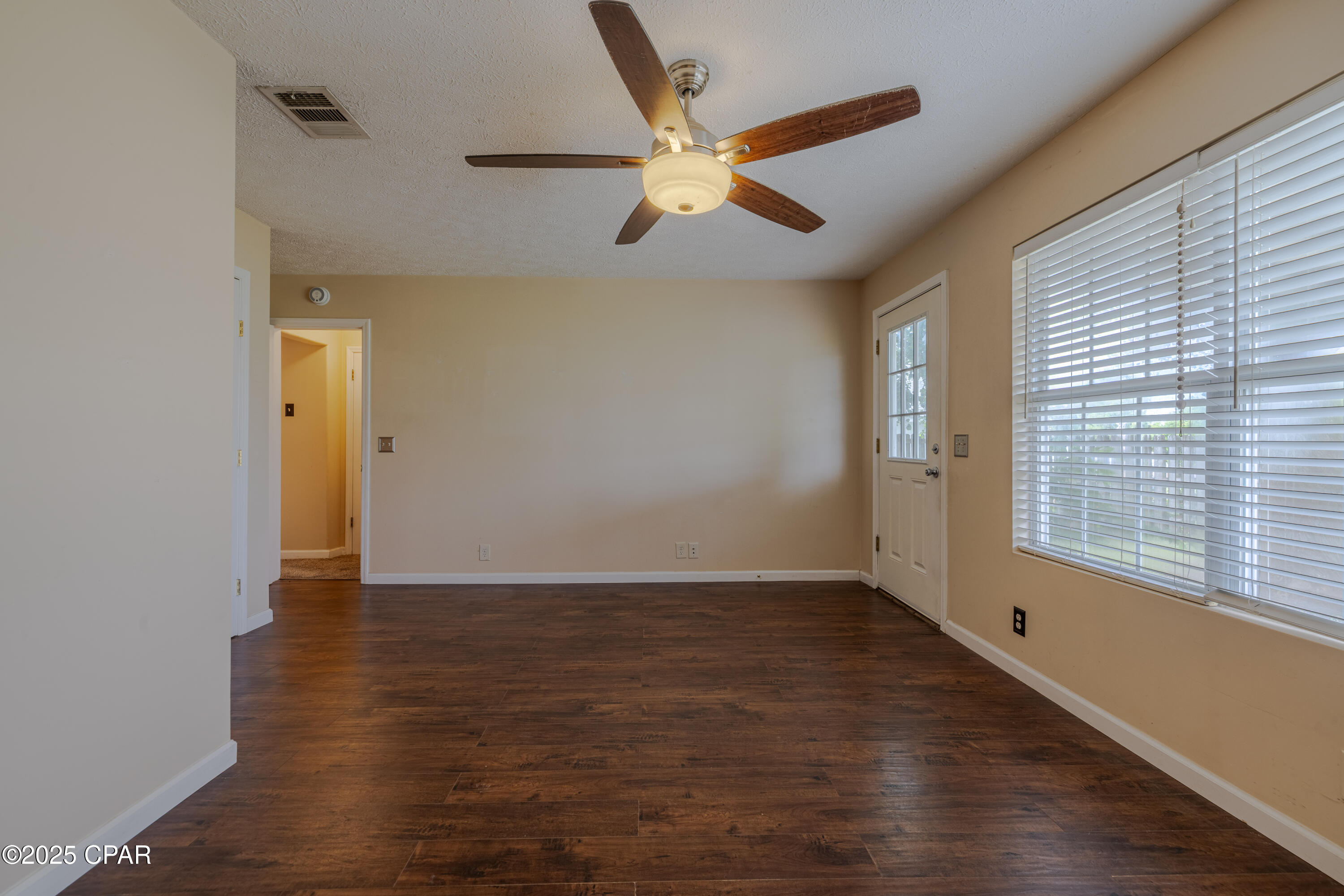 Listing photo id 24 for 113 Placido Place