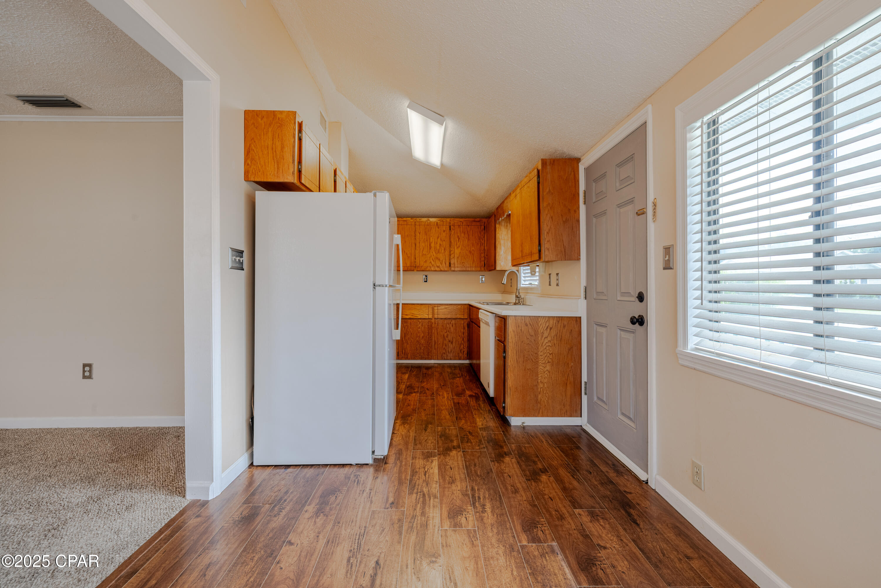 Listing photo id 8 for 113 Placido Place