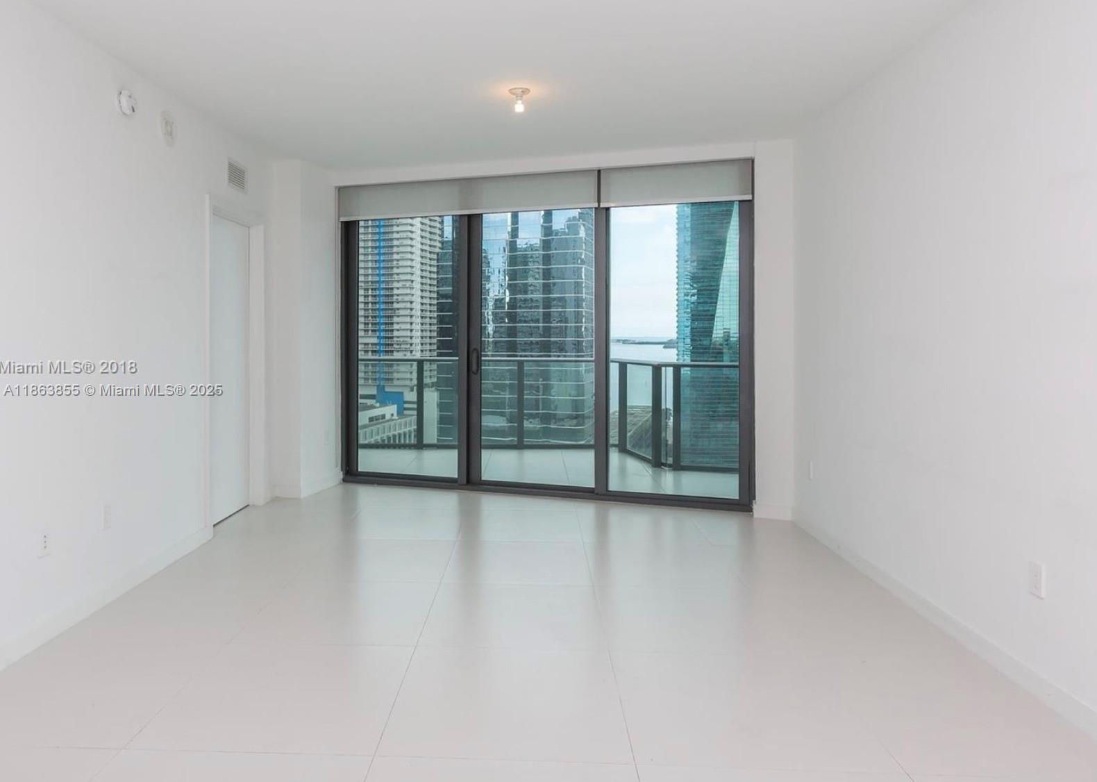 Condo for Sale in Miami, FL