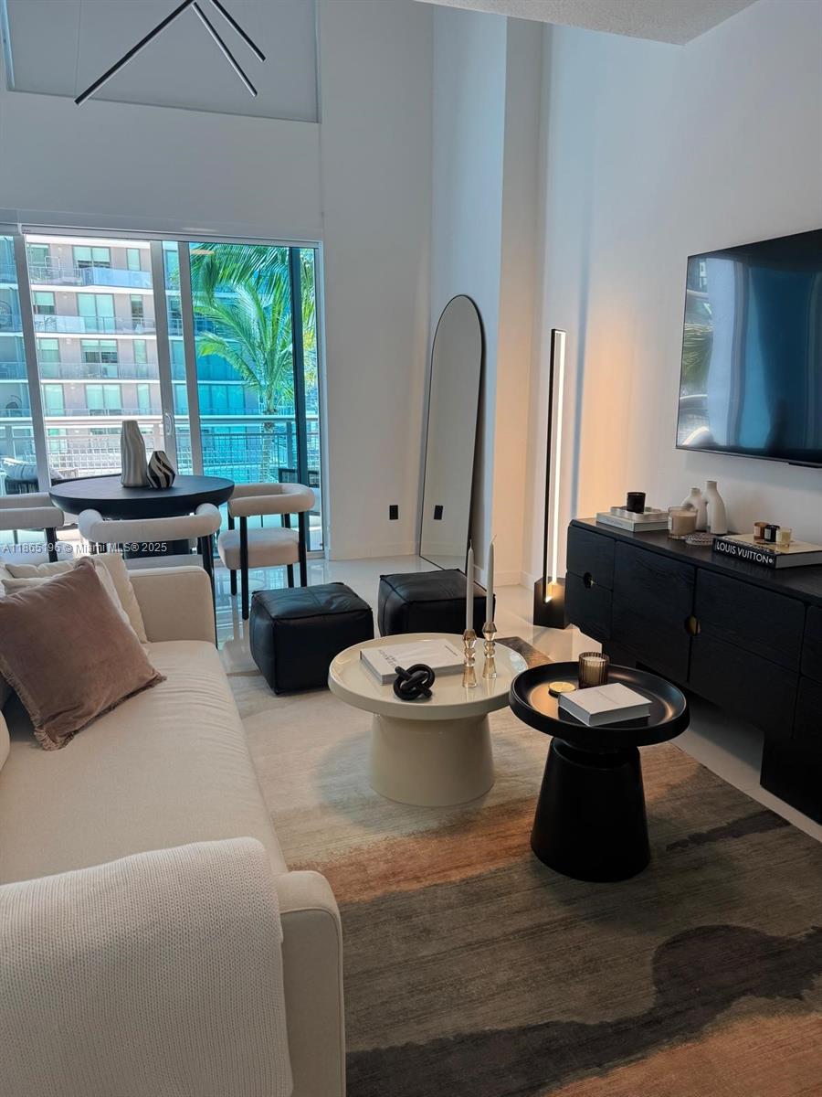 60 SW 13th St #1406, Miami FL 33130