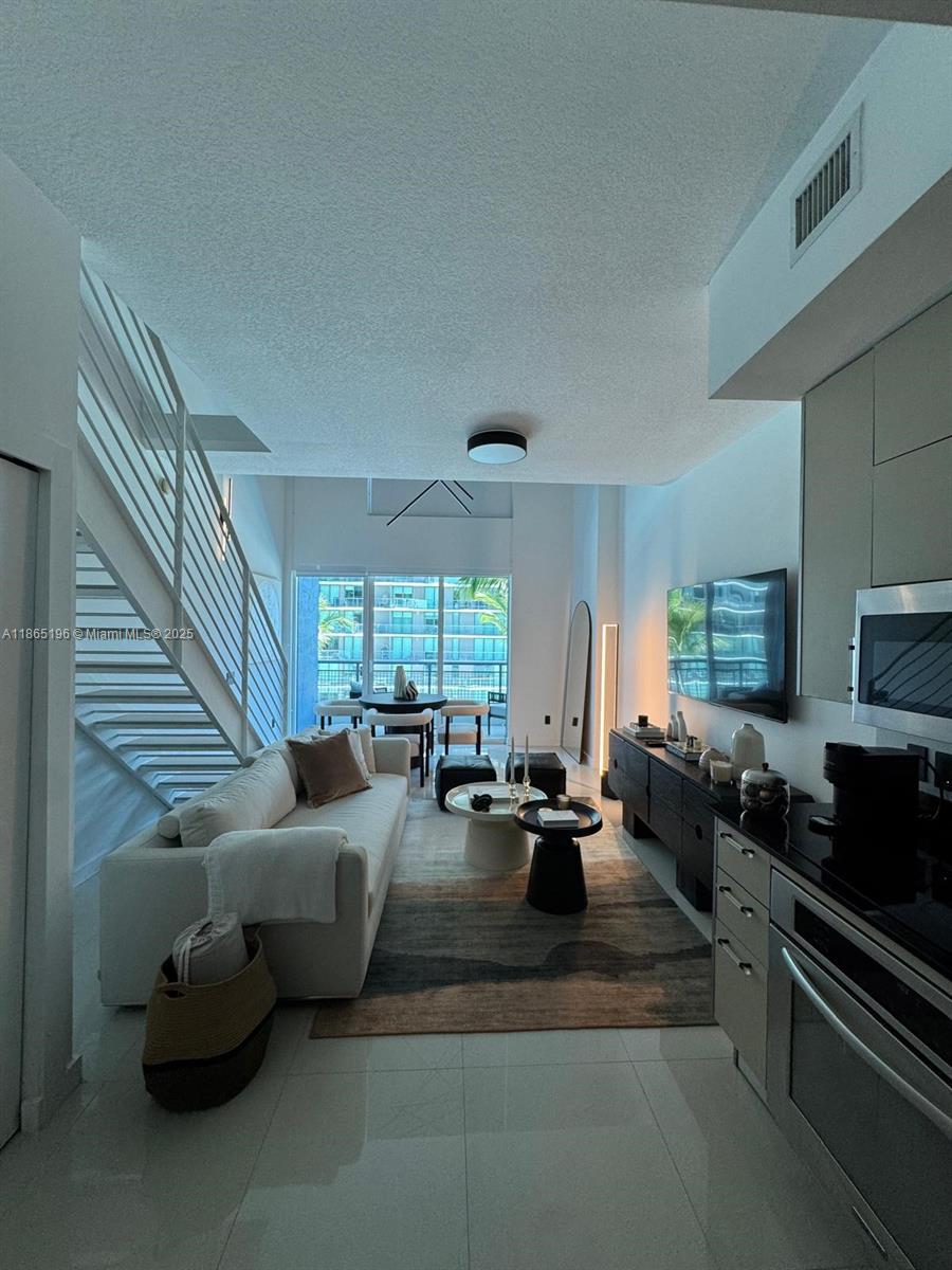 60 SW 13th St #1406, Miami FL 33130