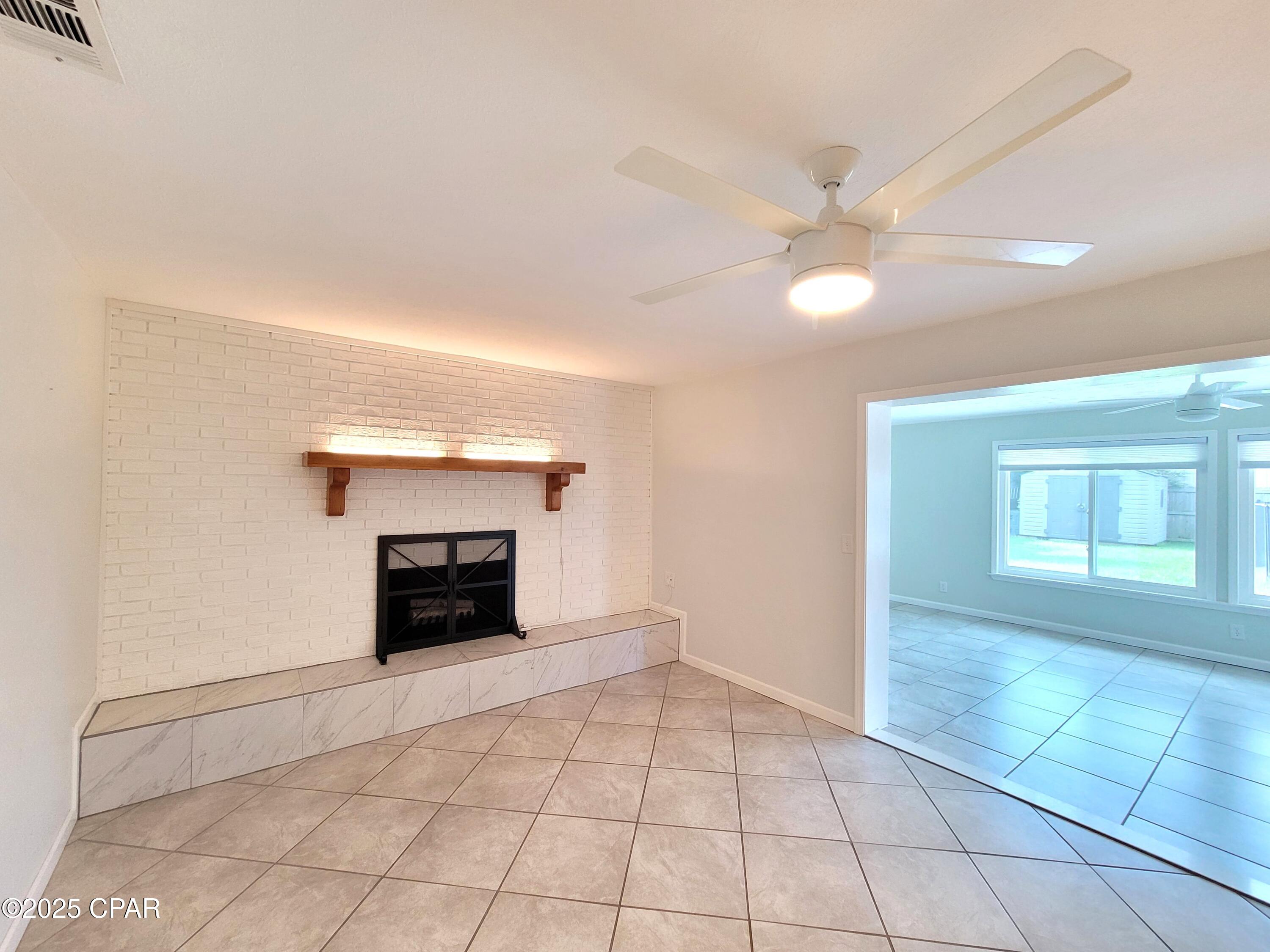 Image 15 For 325 Alexander Drive