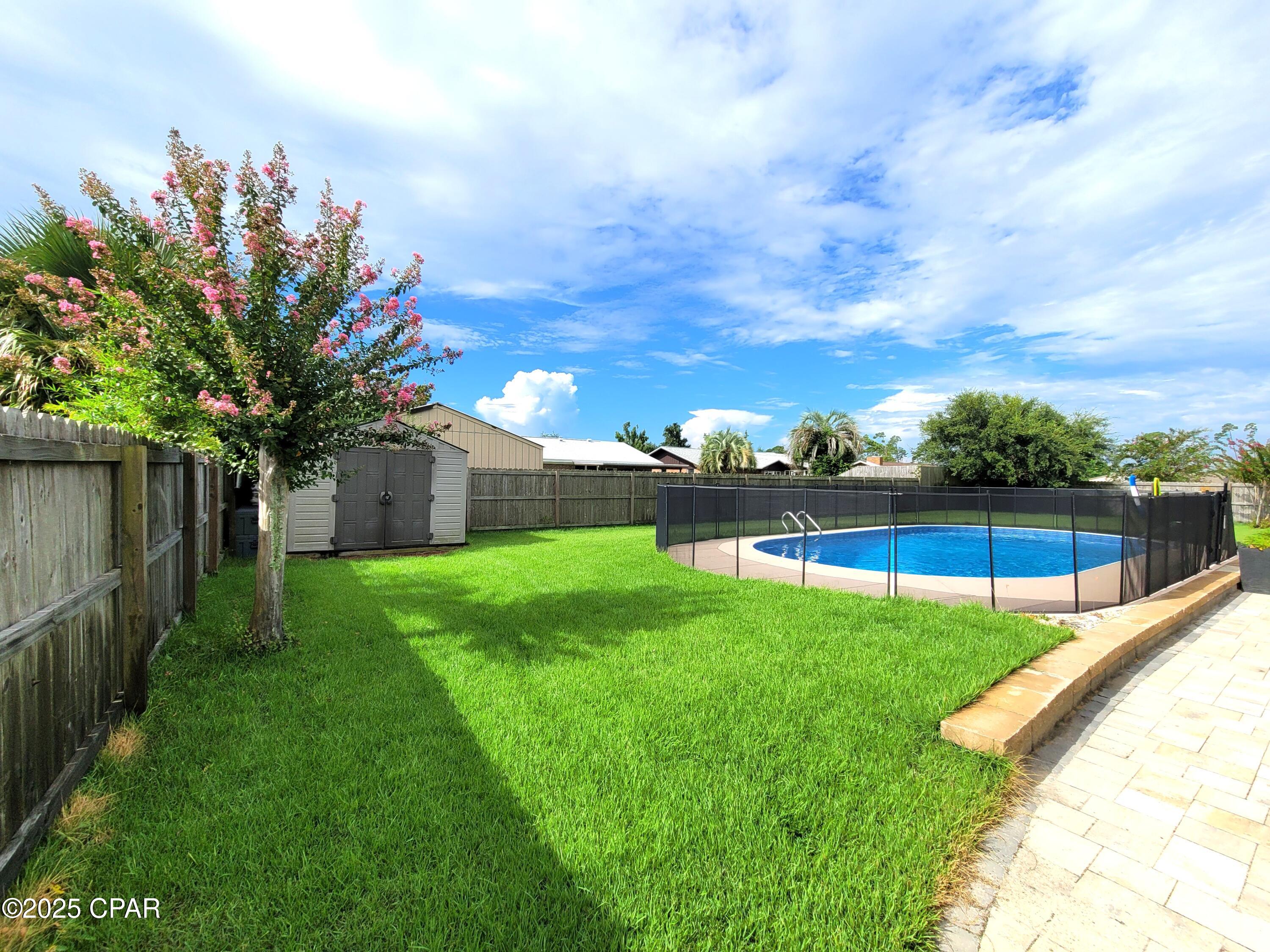 Image 36 For 325 Alexander Drive