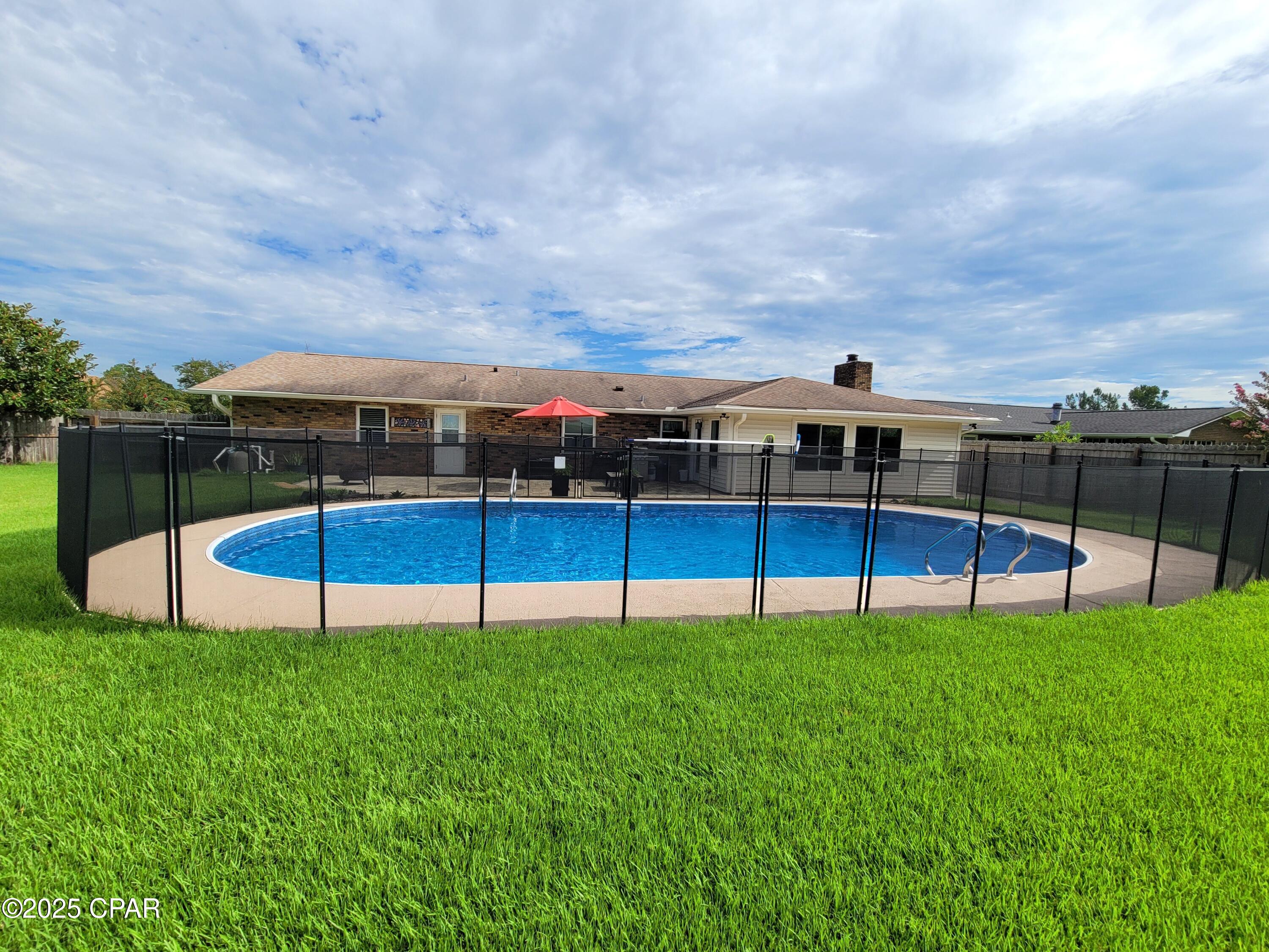 Image 41 For 325 Alexander Drive