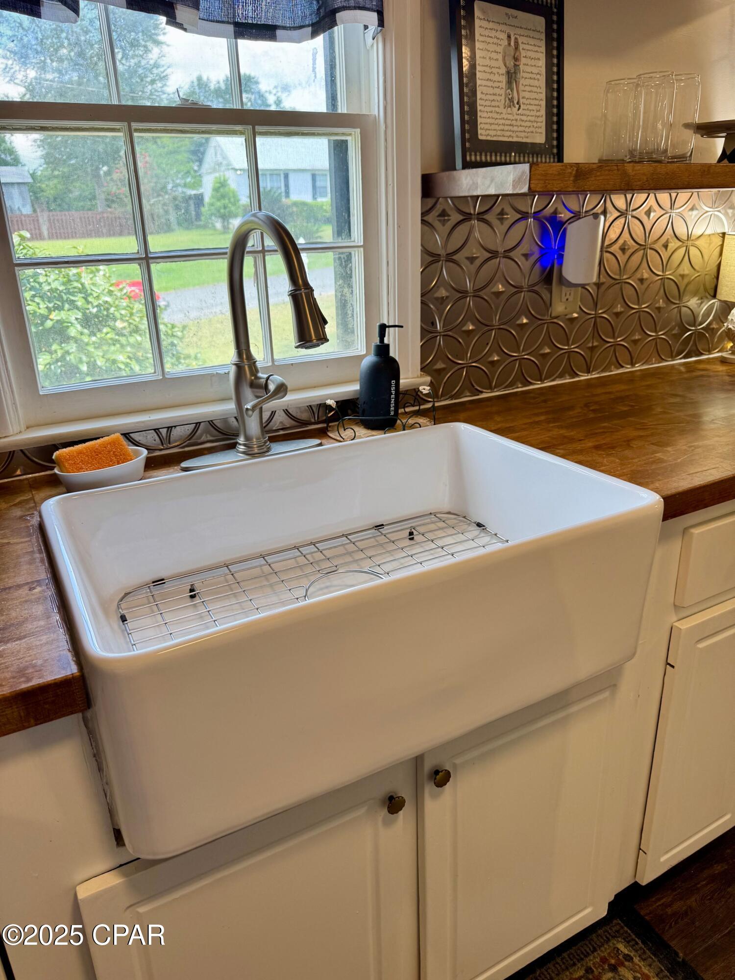 Image 11 For 2945 Park Street