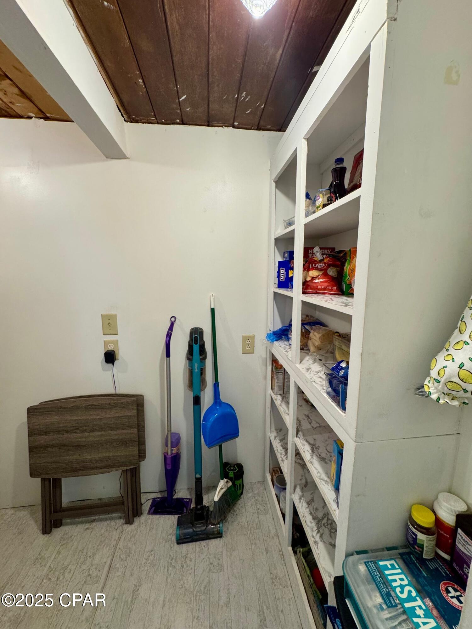 Image 14 For 2945 Park Street