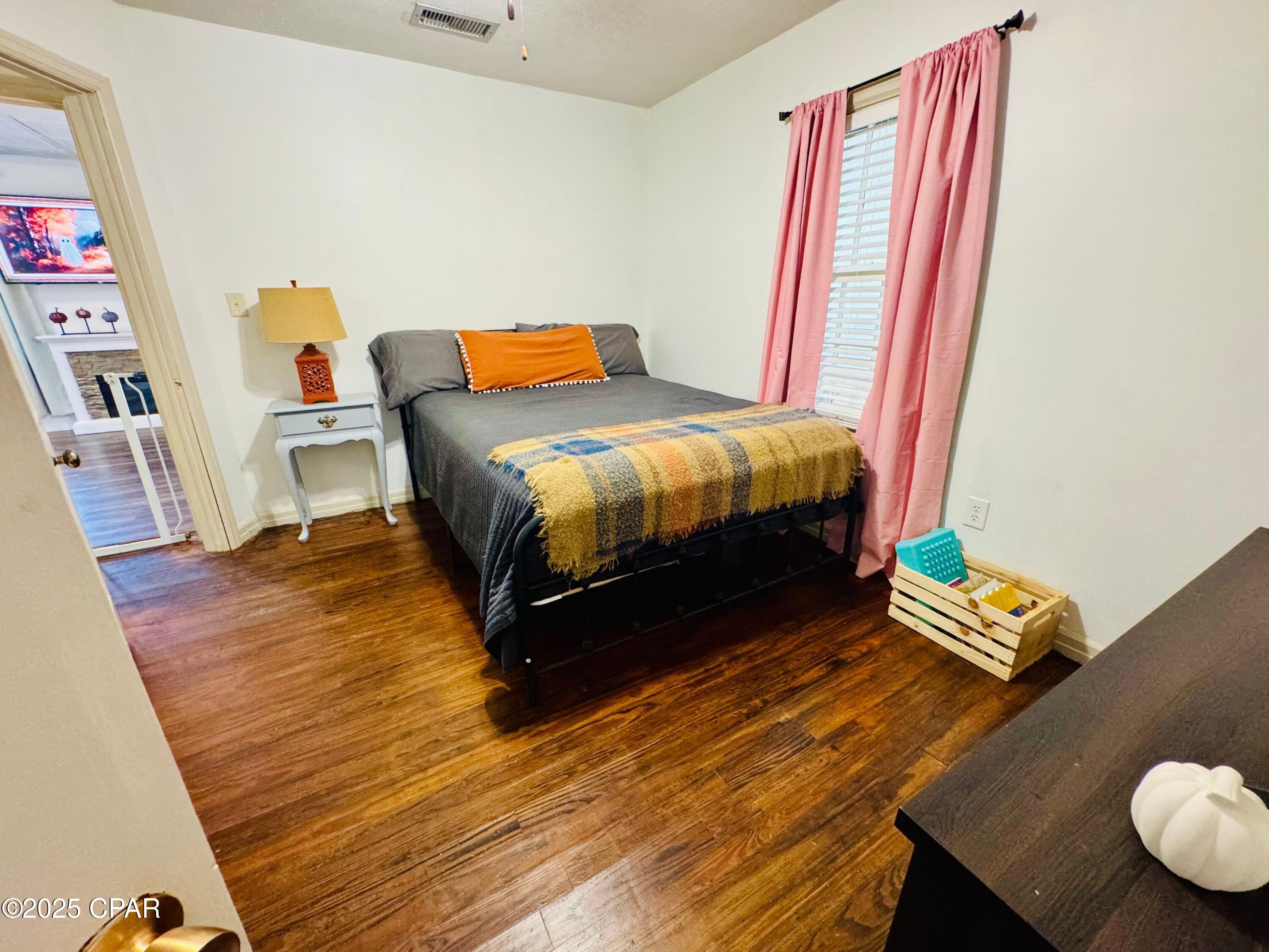 Image 16 For 2945 Park Street