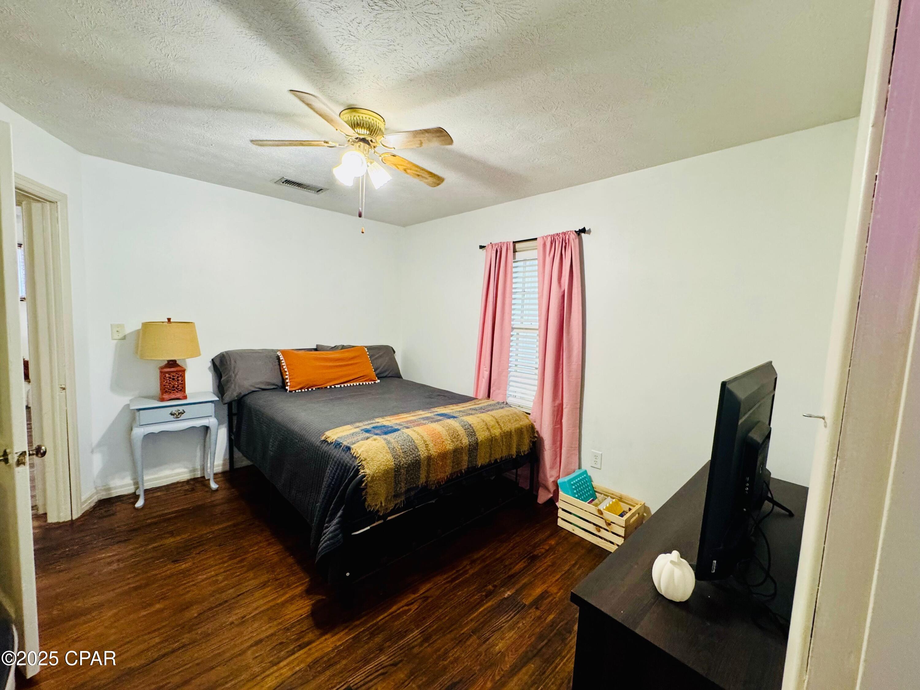 Image 17 For 2945 Park Street