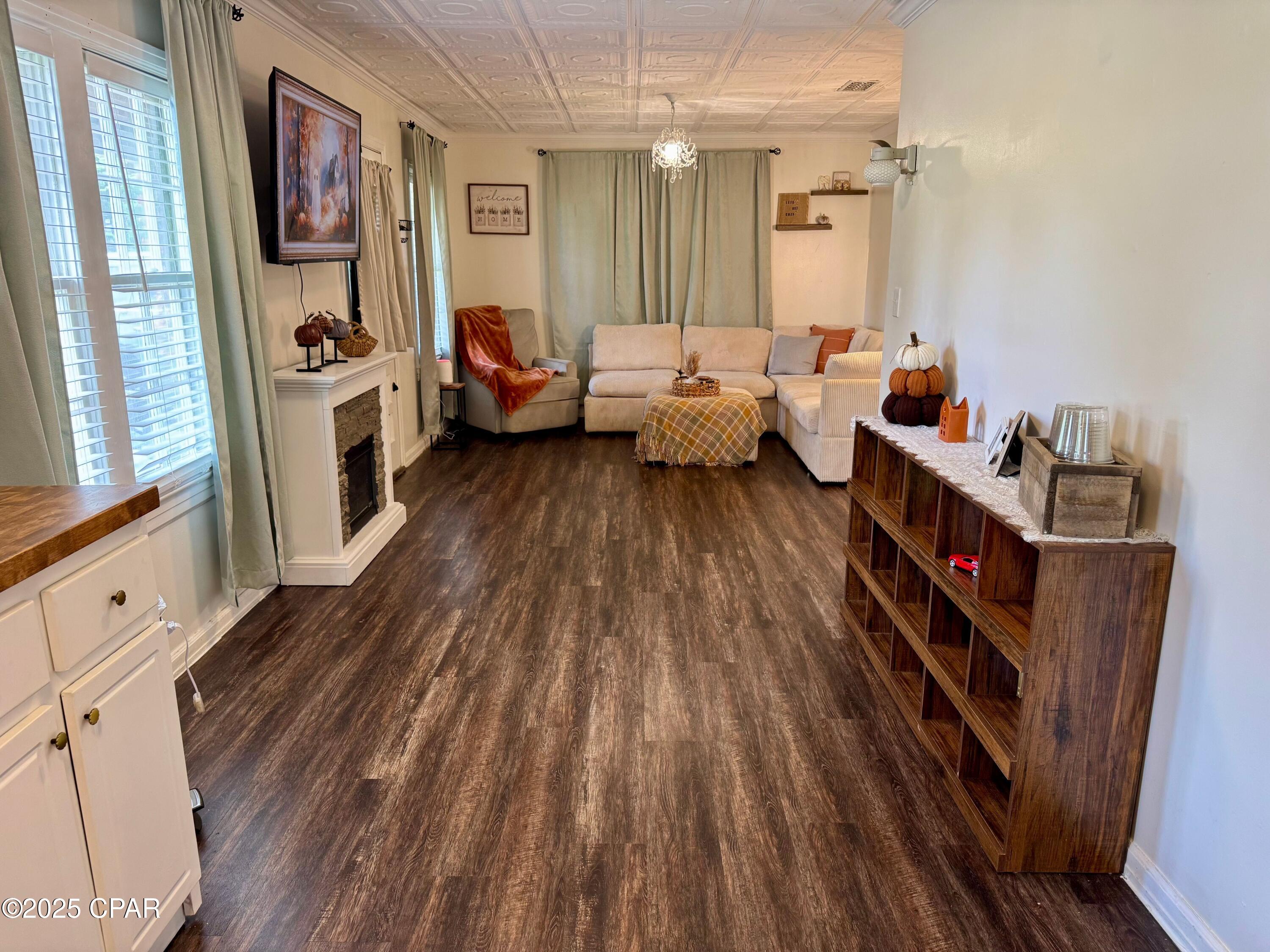 Image 5 For 2945 Park Street