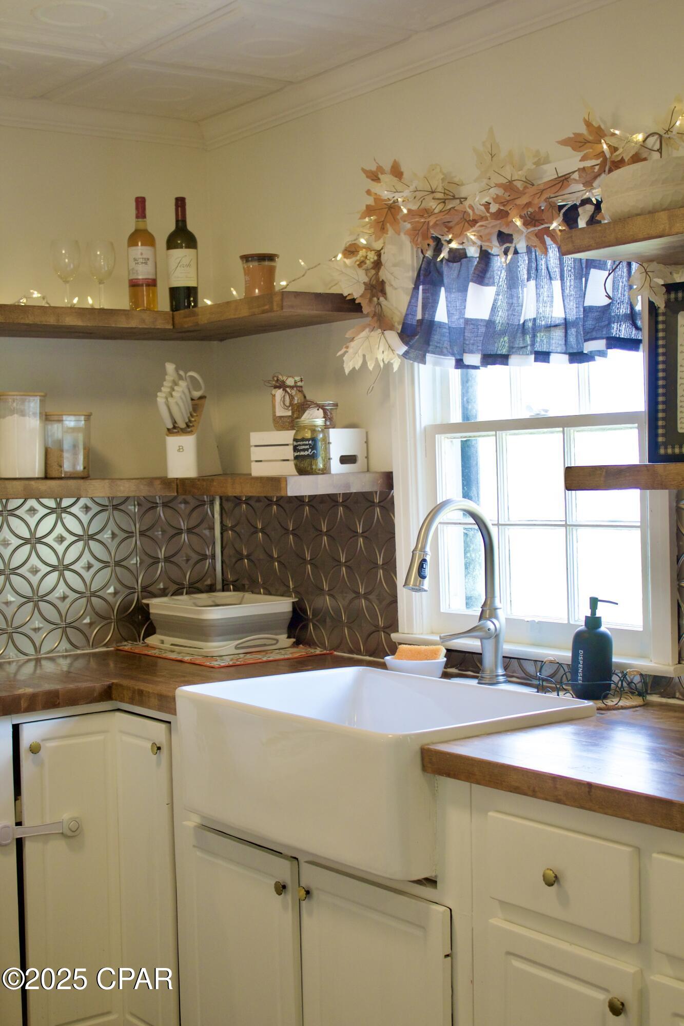 Image 9 For 2945 Park Street