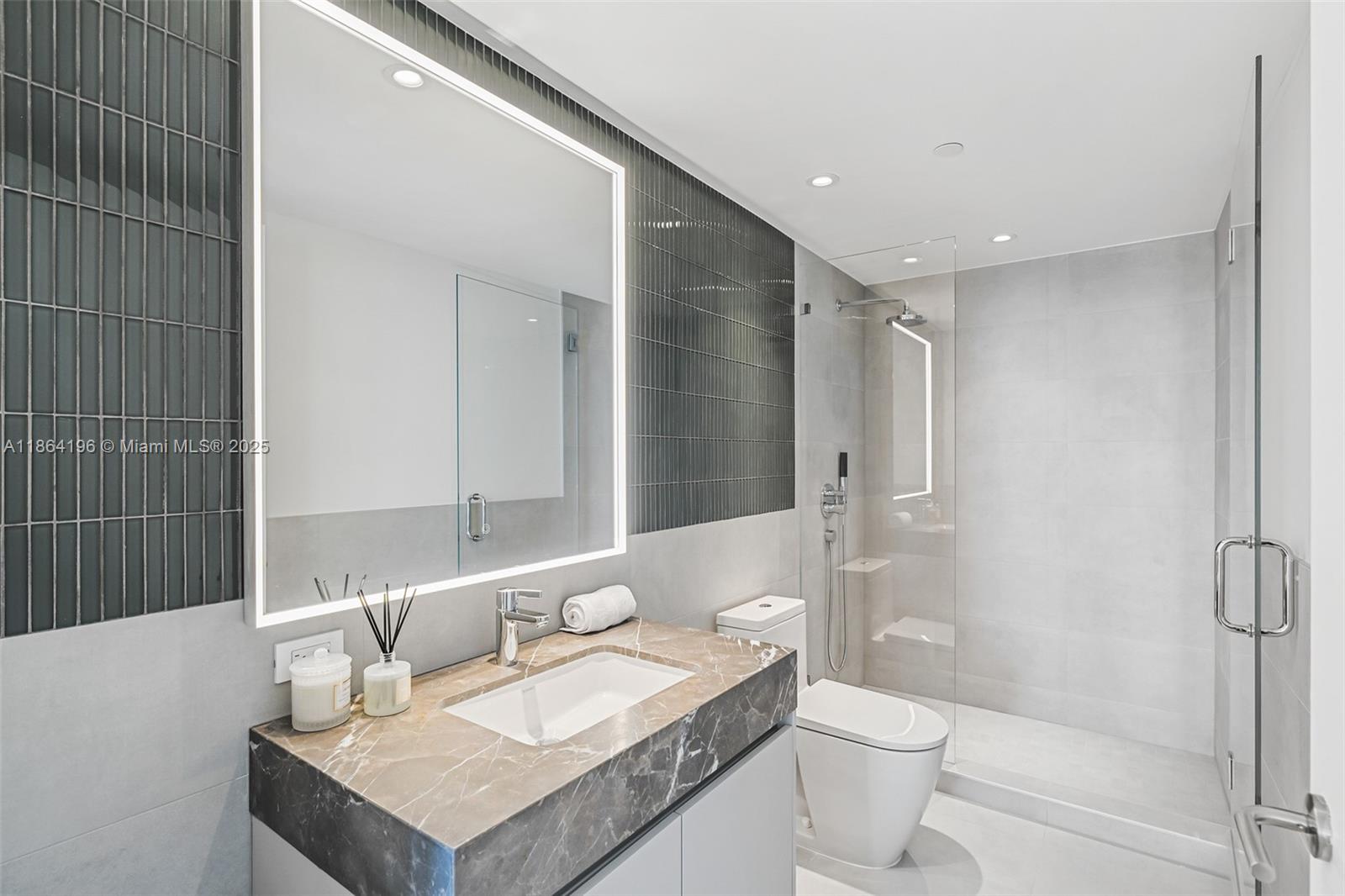 500 Alton Rd #1803, Miami Beach FL 33139