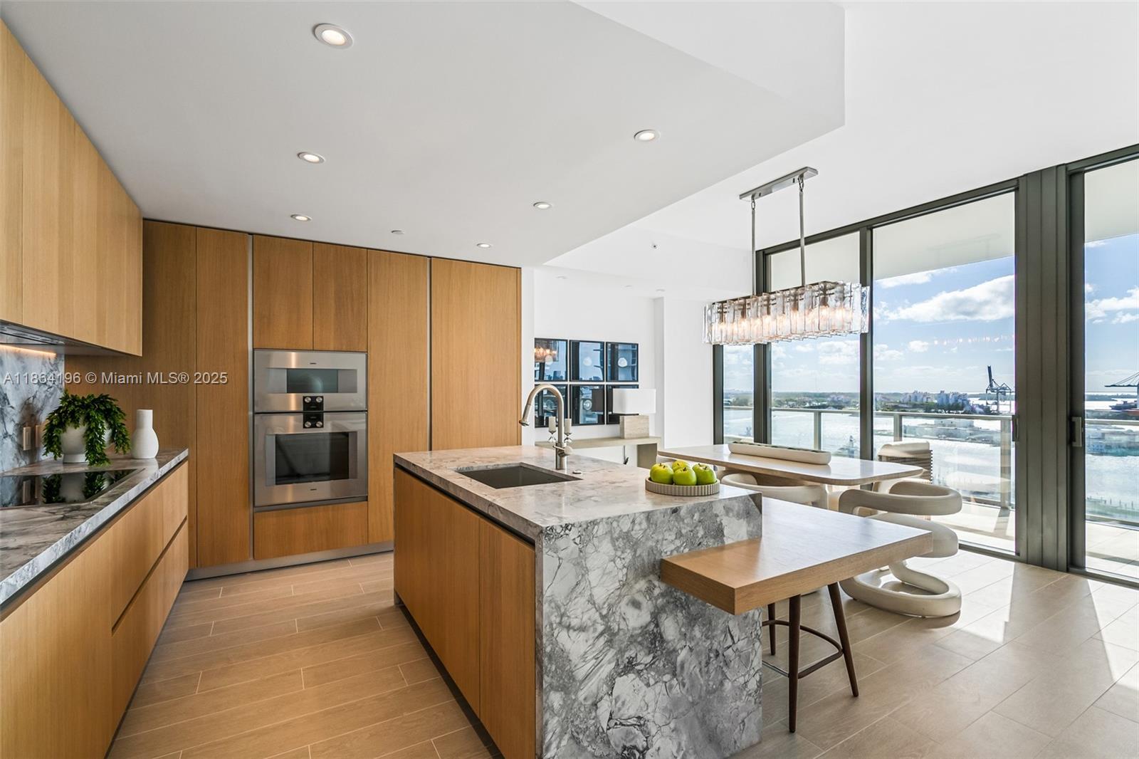 500 Alton Rd #1803, Miami Beach FL 33139