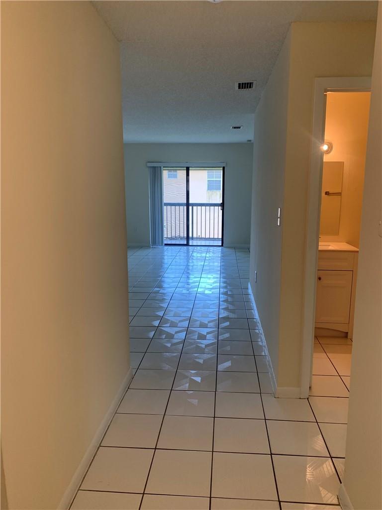 Shaker Woods Village