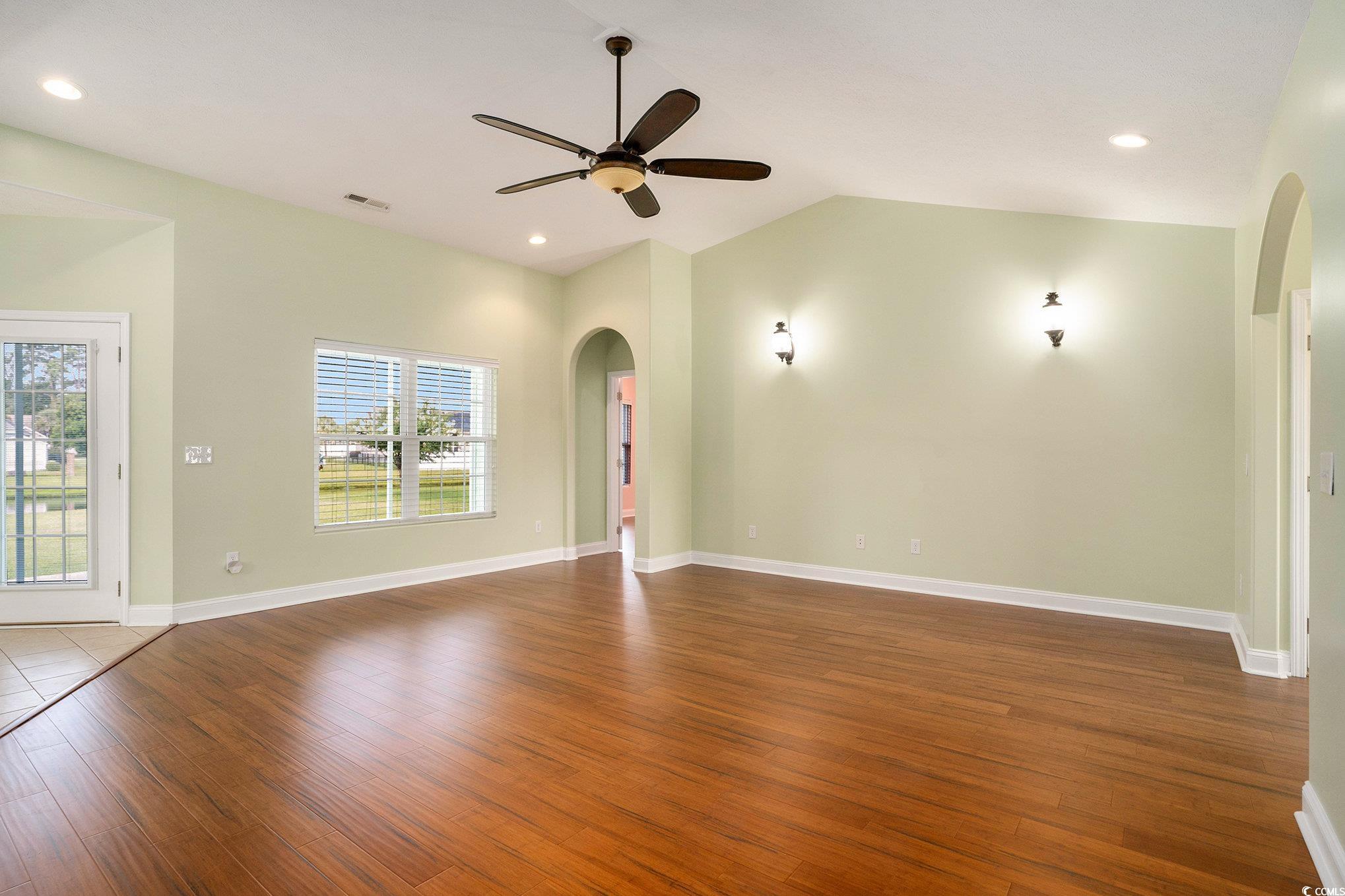 Homes for sale in North Myrtle Beach, SC | 1165 6Th Ave S, North Myrtle Beach, SC 29582 | MLS# 2520756