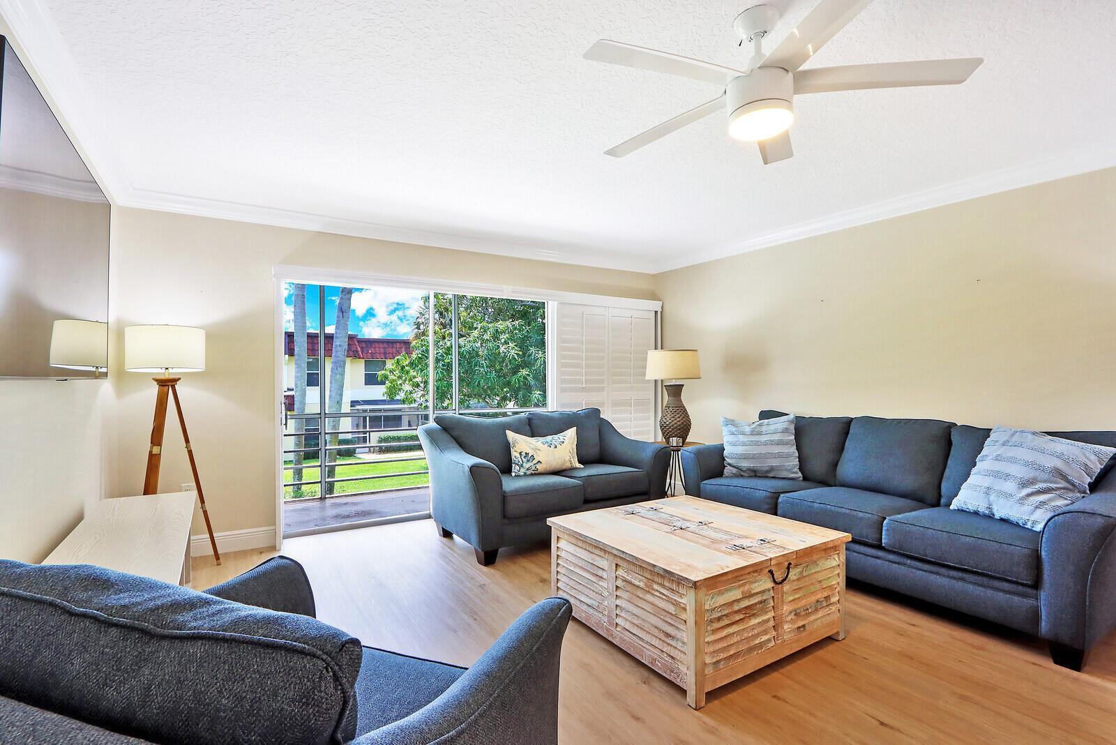 Villas On The Green Condo