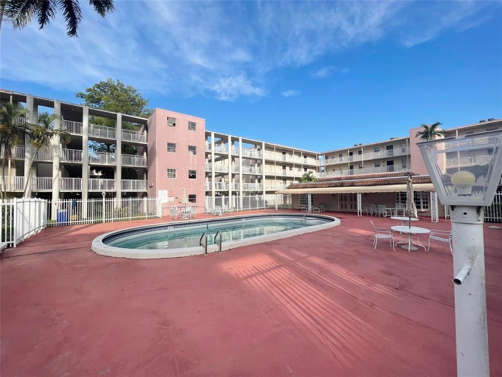 Brookfield Square Condo